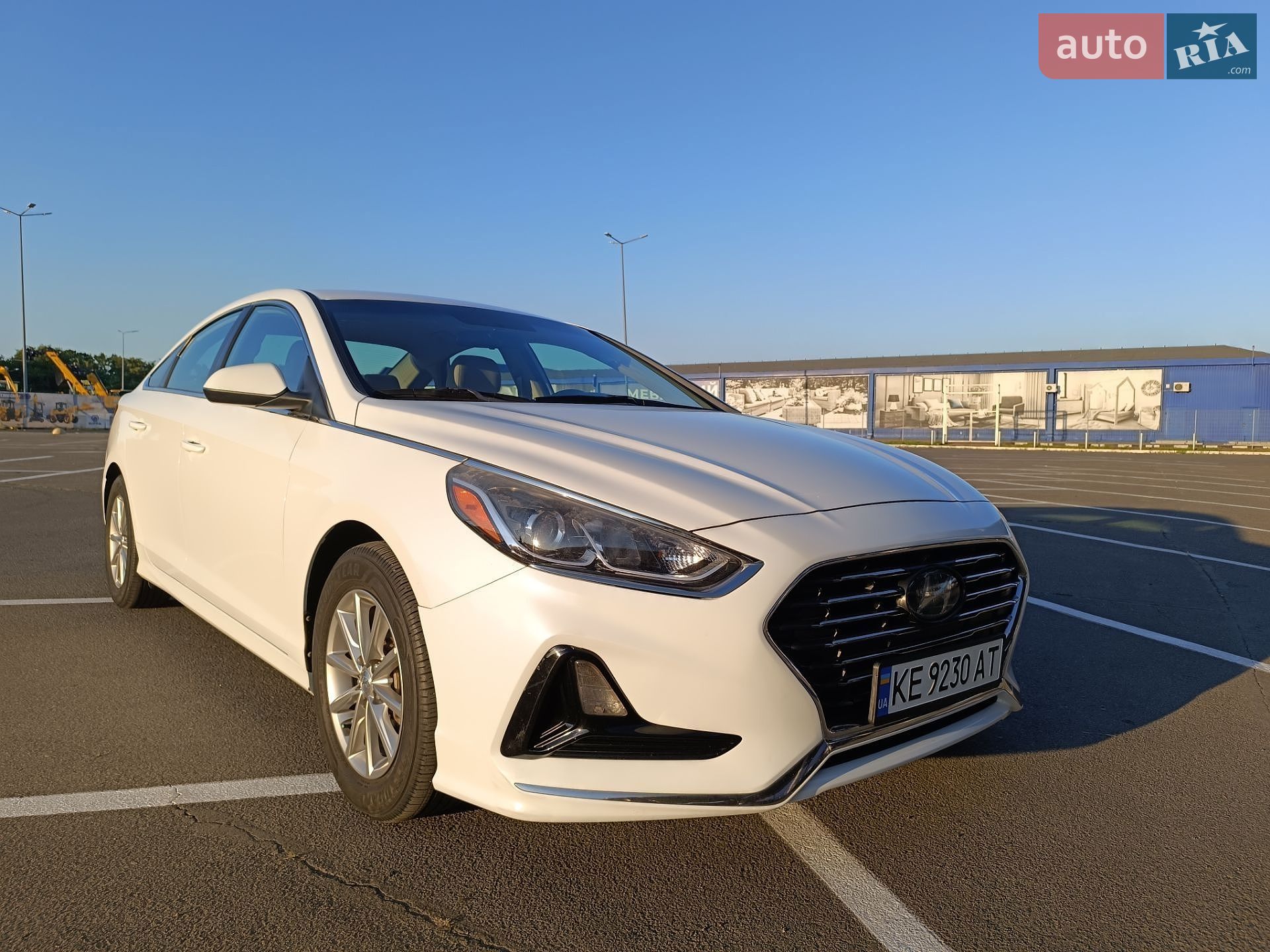 Hyundai Sonata 2017 VIN 5NPE24AF9JH606458 фото оголошення 18 з 19