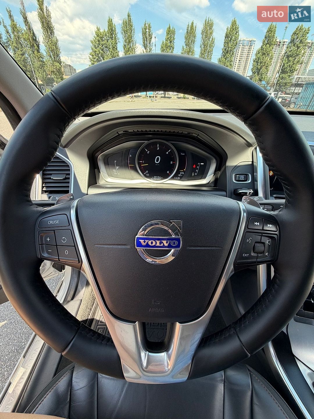 Volvo Xc60 2016 VIN YV1DZA5C6G2903108 фото оголошення 17 з 37