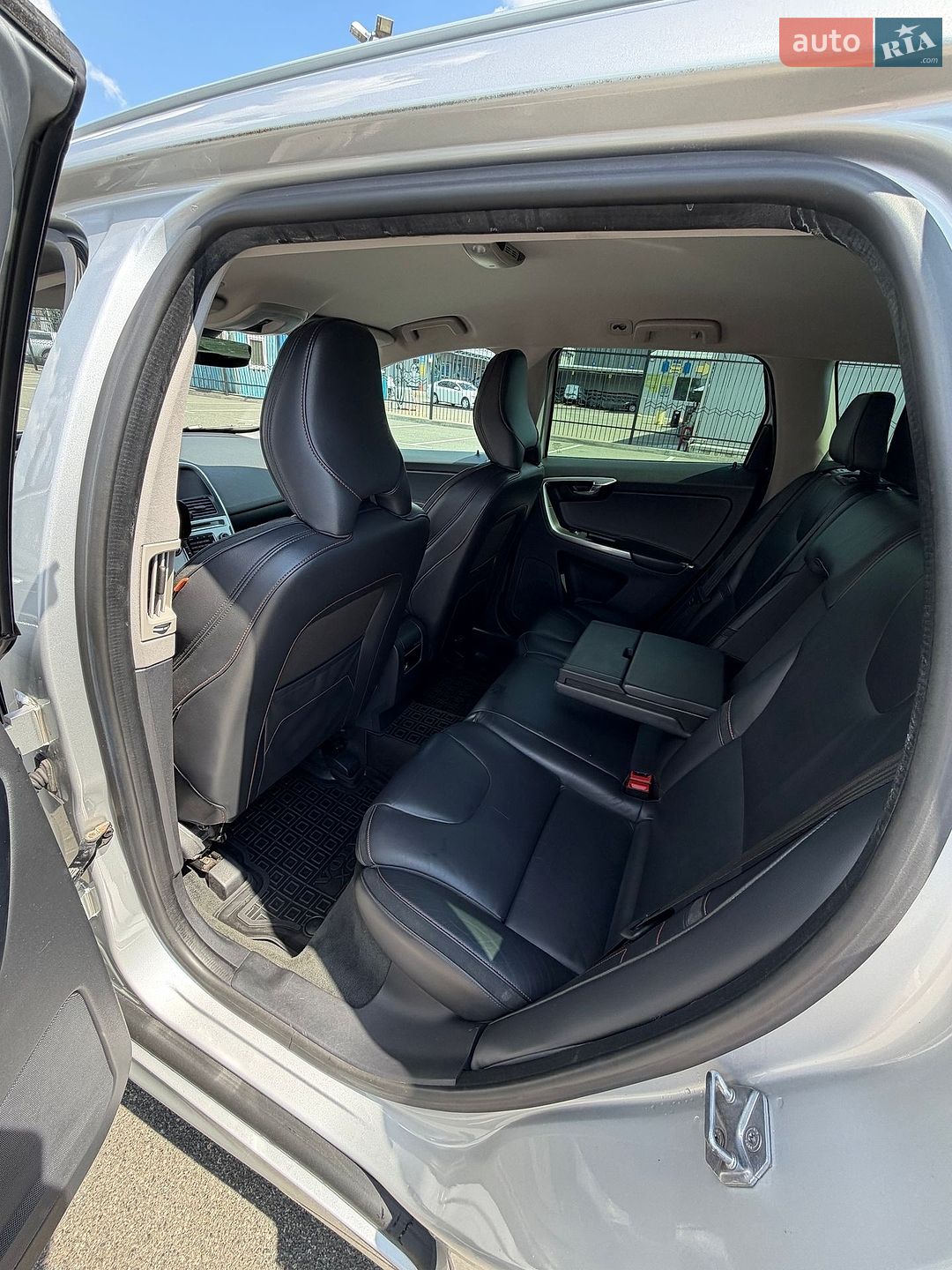 Volvo Xc60 2016 VIN YV1DZA5C6G2903108 фото оголошення 21 з 37