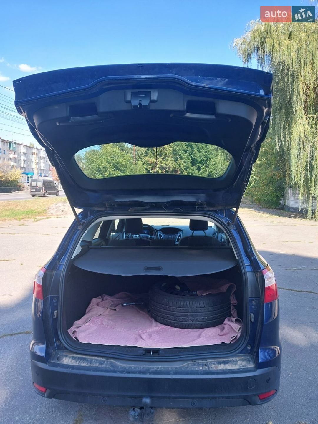 Ford Focus 2013 VIN WF0LXXGCBLDM22045 фото оголошення 8 з 10