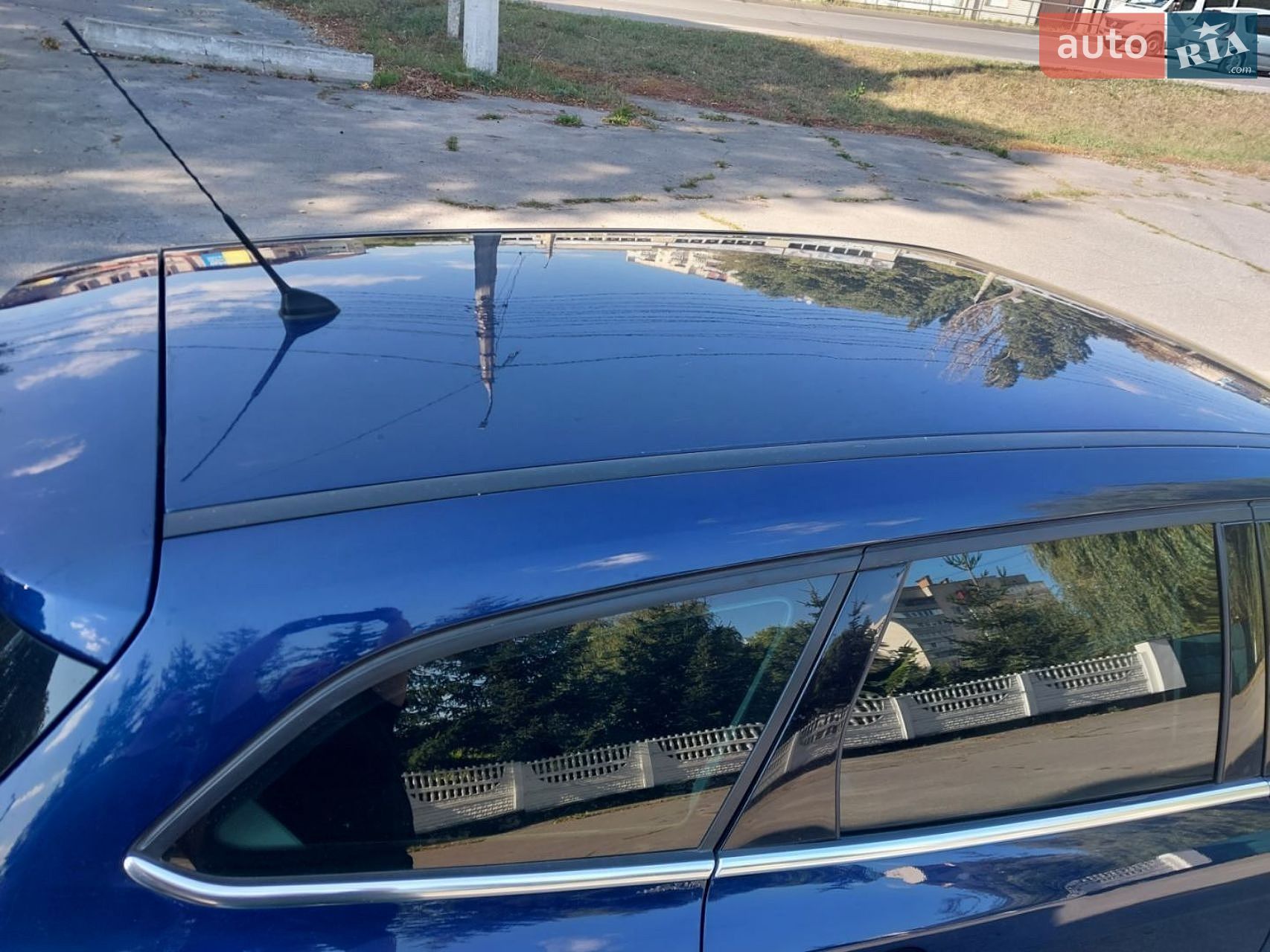 Ford Focus 2013 VIN WF0LXXGCBLDM22045 фото оголошення 7 з 10