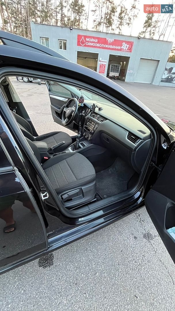 Skoda Octavia 2016 VIN TMBJG9NE4G0184894 фото оголошення 13 з 17