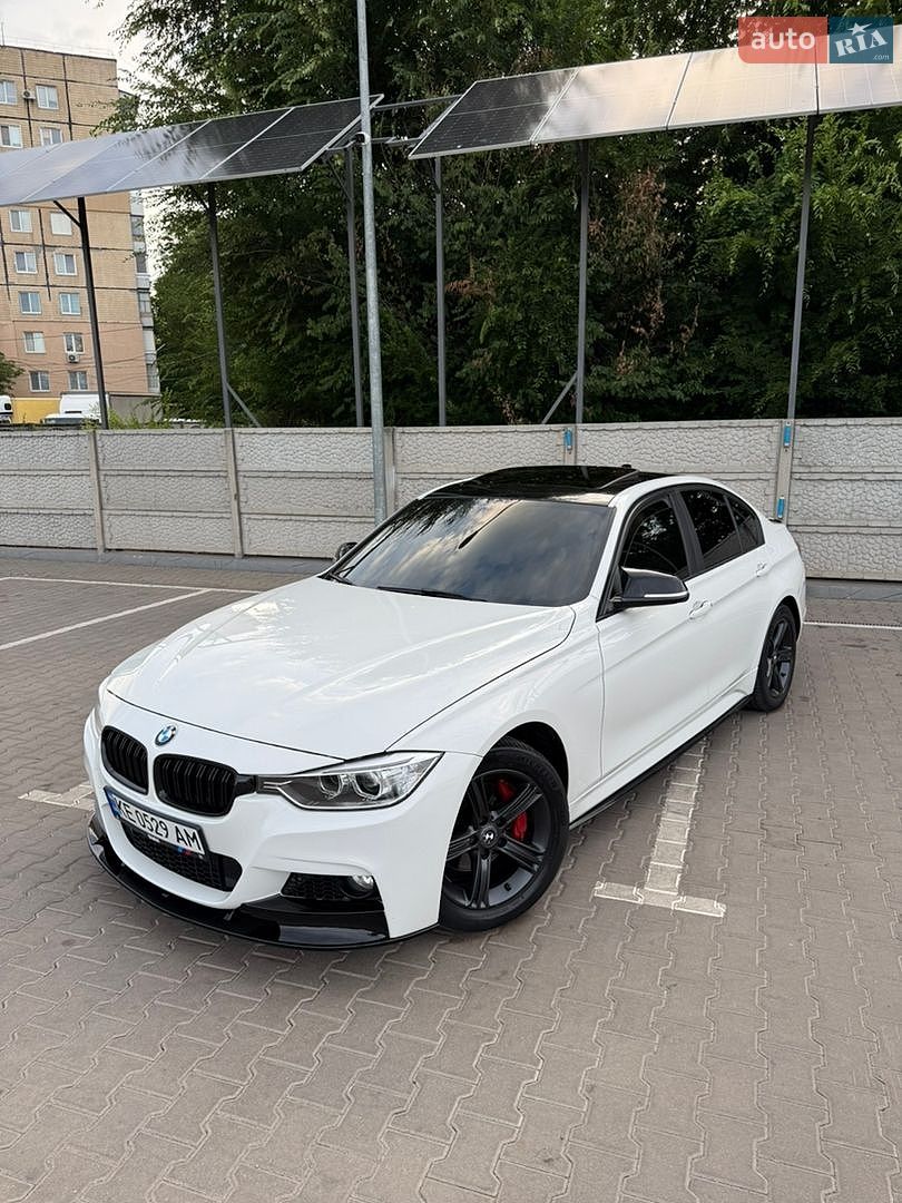 BMW 3 Series 2012 VIN WBA3B3C57DJ698927 фото оголошення 3 з 19