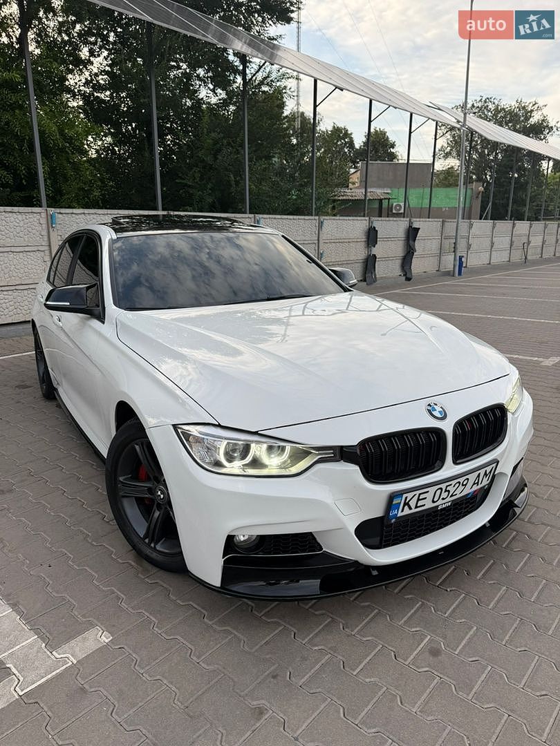 BMW 3 Series 2012 VIN WBA3B3C57DJ698927 фото оголошення 6 з 19
