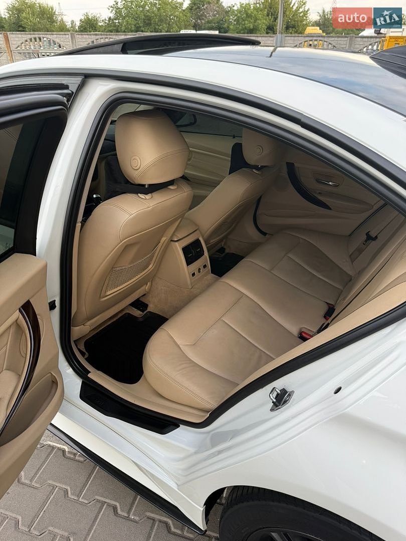BMW 3 Series 2012 VIN WBA3B3C57DJ698927 фото оголошення 14 з 19