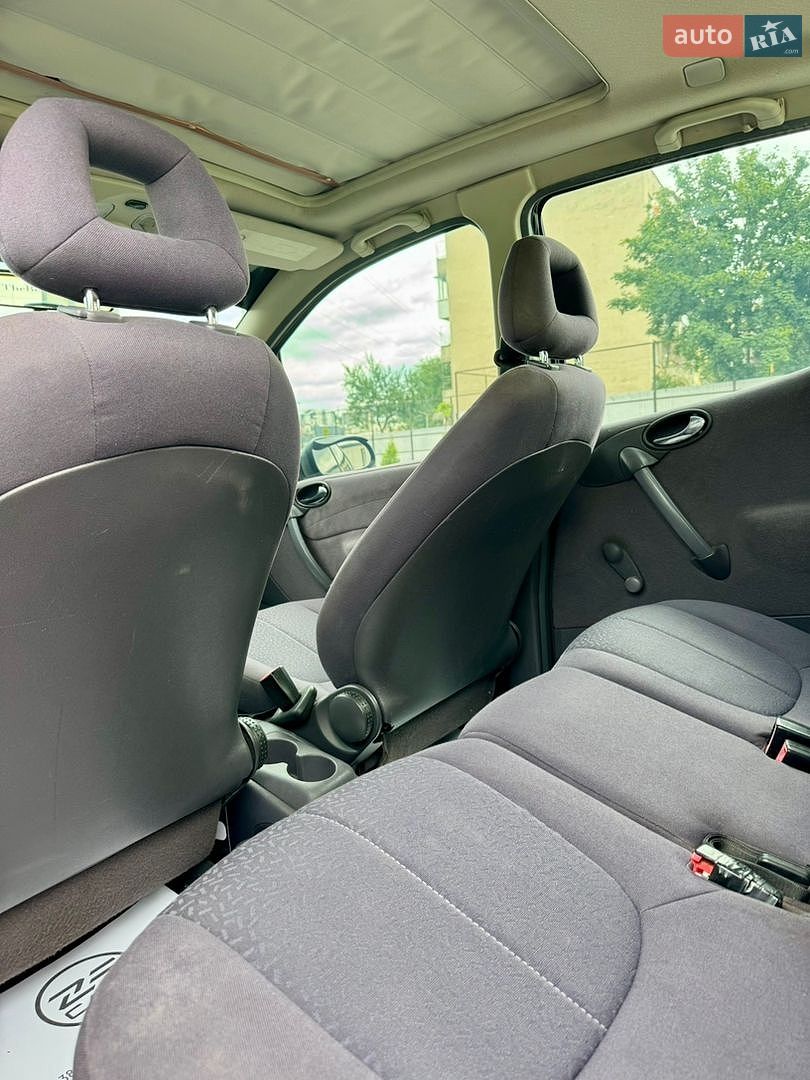 Mercedes-Benz A-Class 2000 VIN WDB1680331J444479 фото оголошення 7 з 10