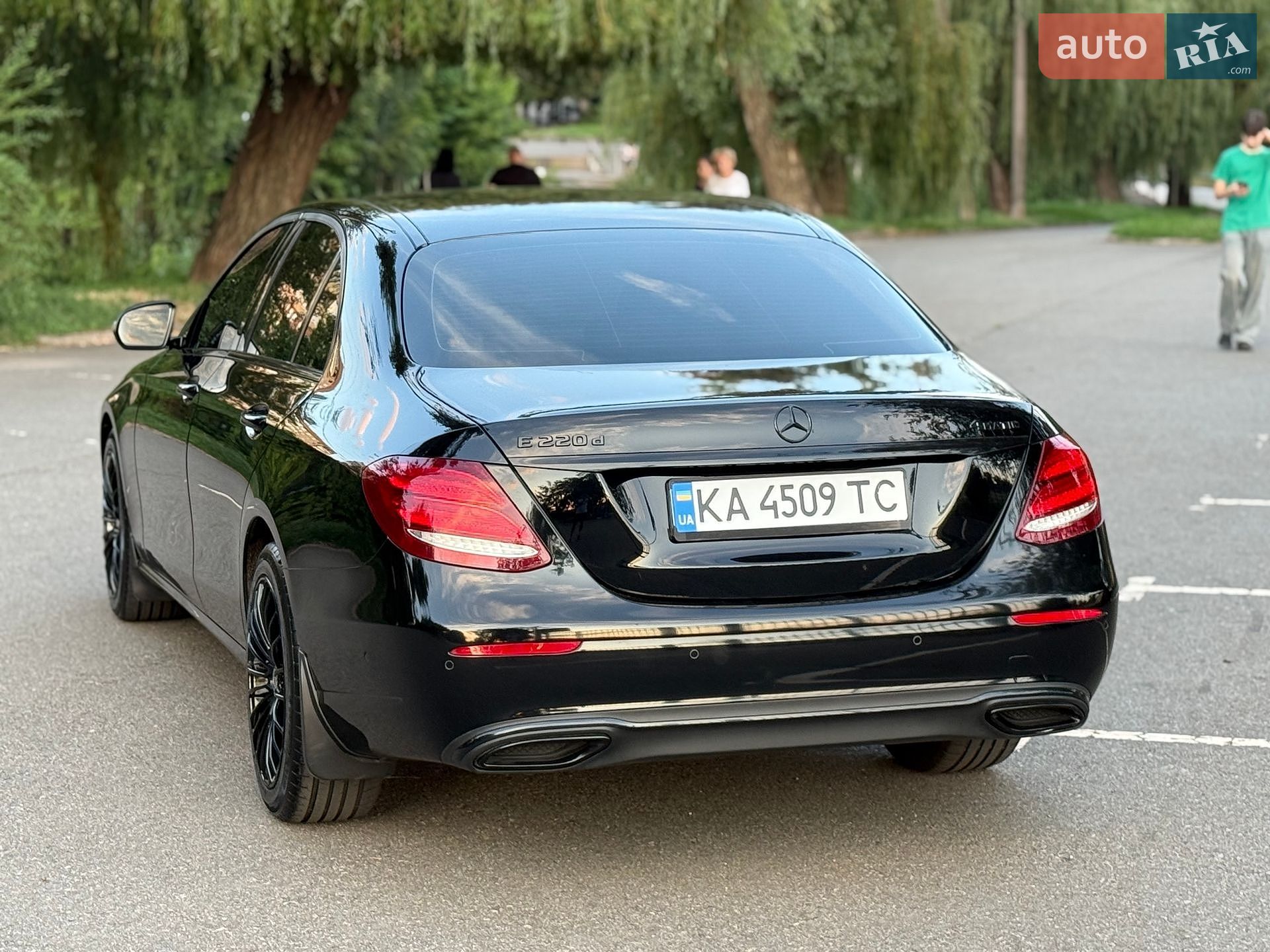 Mercedes-Benz E-Class 2019 VIN WDD2130051A752407 фото оголошення 10 з 105