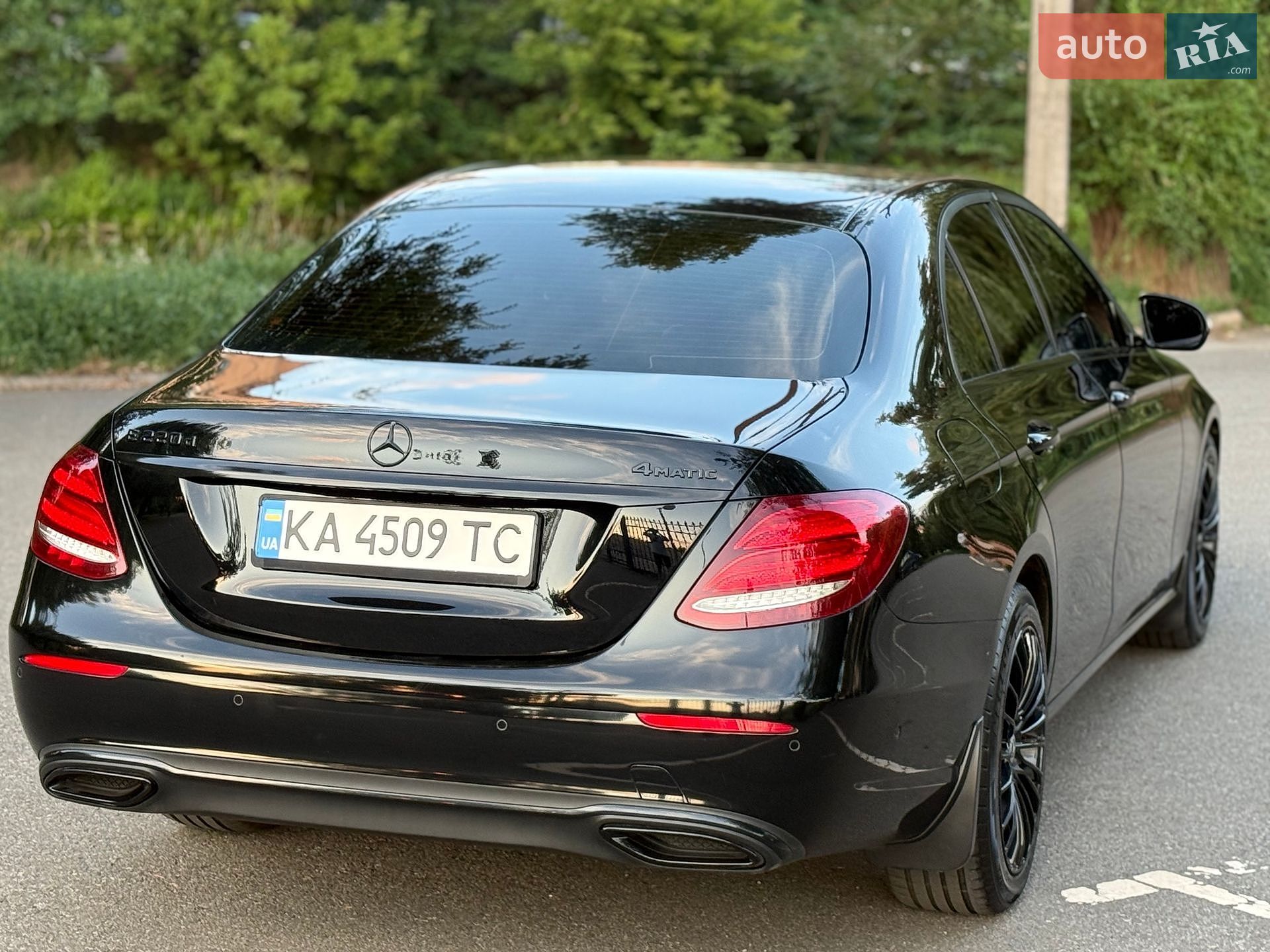 Mercedes-Benz E-Class 2019 VIN WDD2130051A752407 фото оголошення 14 з 105