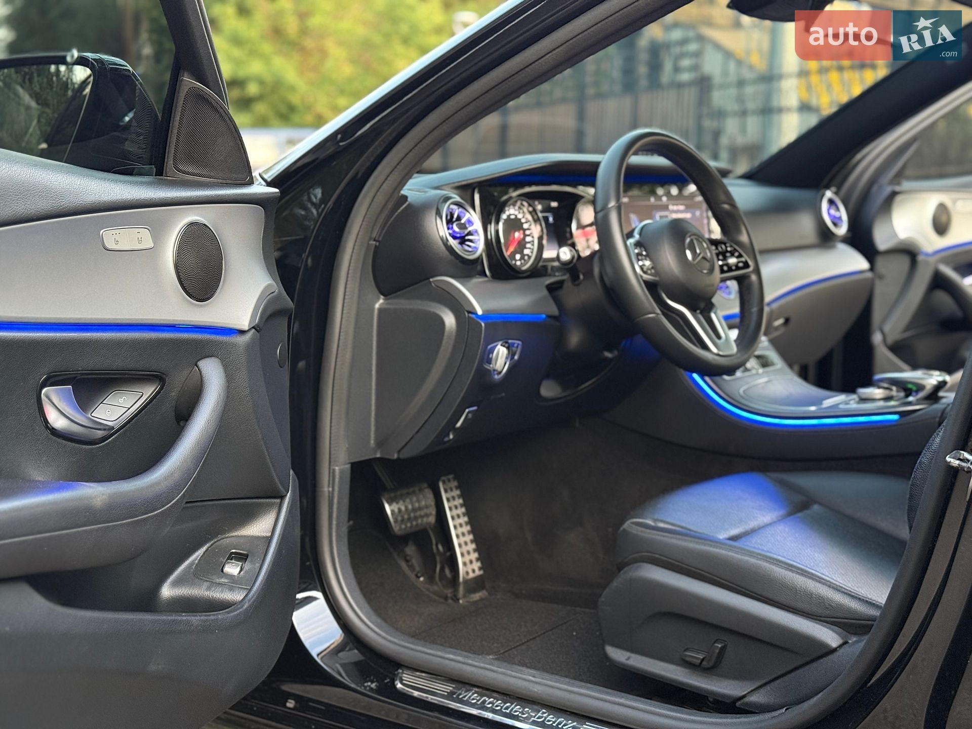 Mercedes-Benz E-Class 2019 VIN WDD2130051A752407 фото оголошення 38 з 105