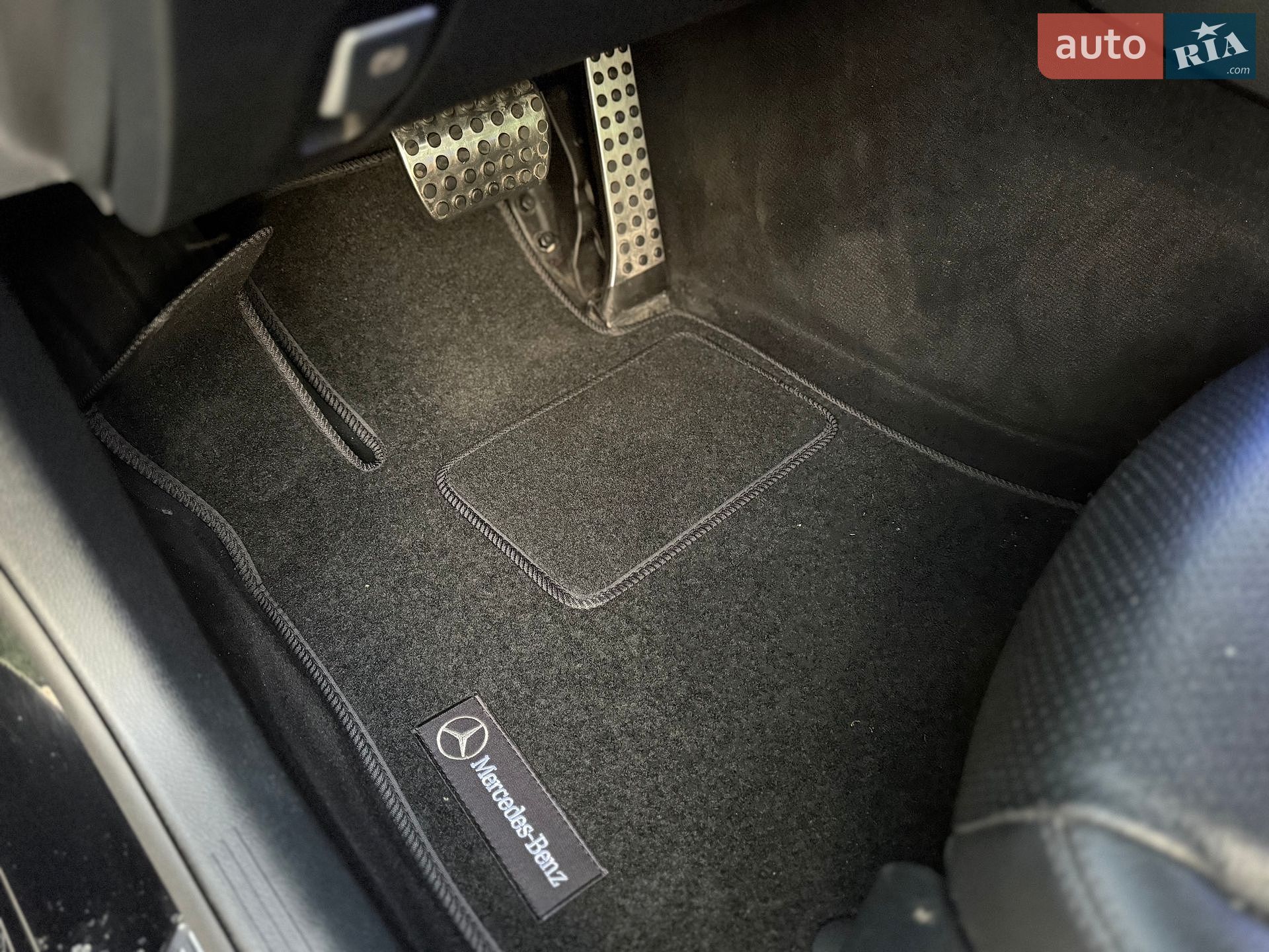 Mercedes-Benz E-Class 2019 VIN WDD2130051A752407 фото оголошення 44 з 105