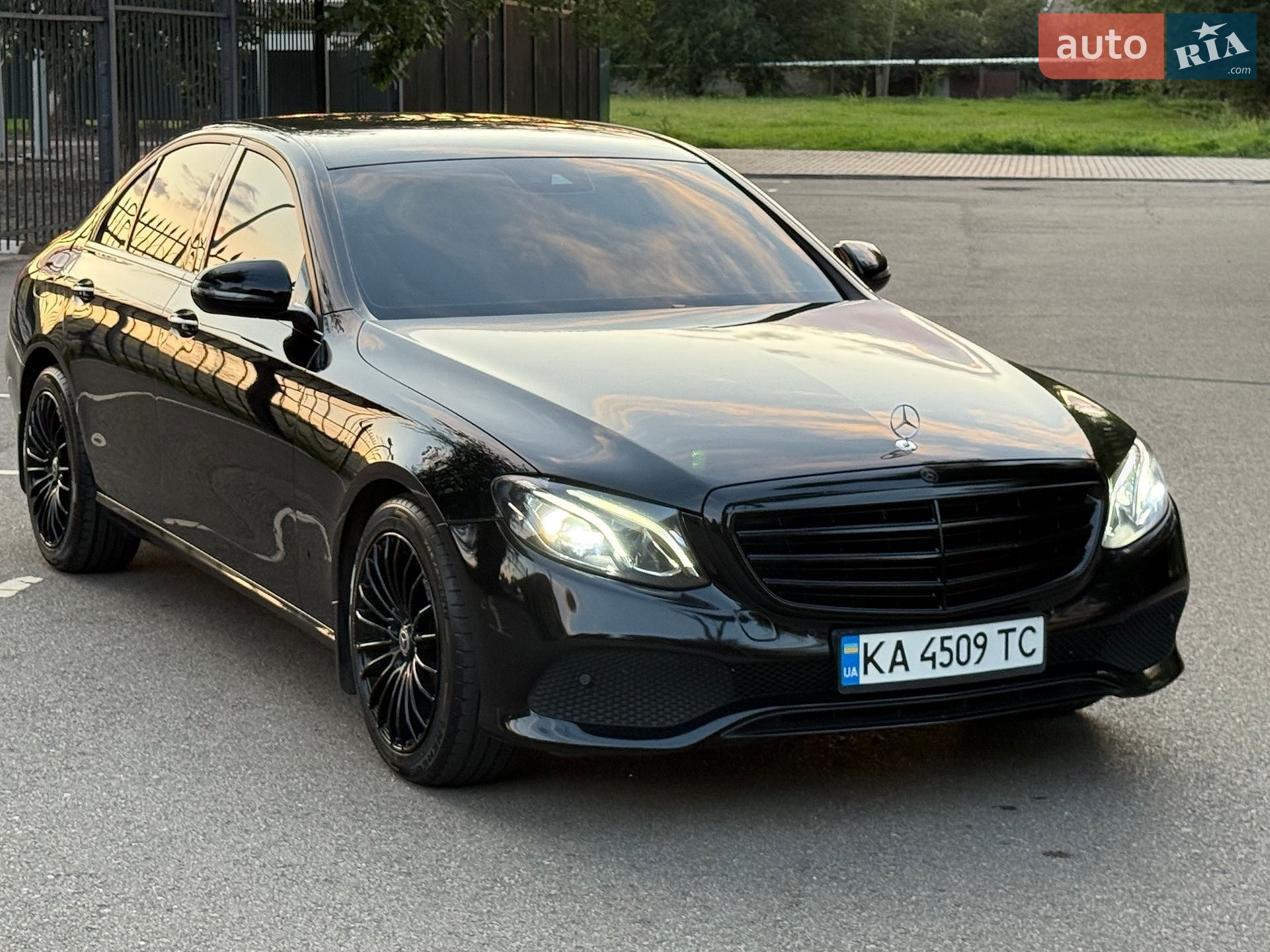 Mercedes-Benz E-Class 2019 VIN WDD2130051A752407 фото оголошення 74 з 105