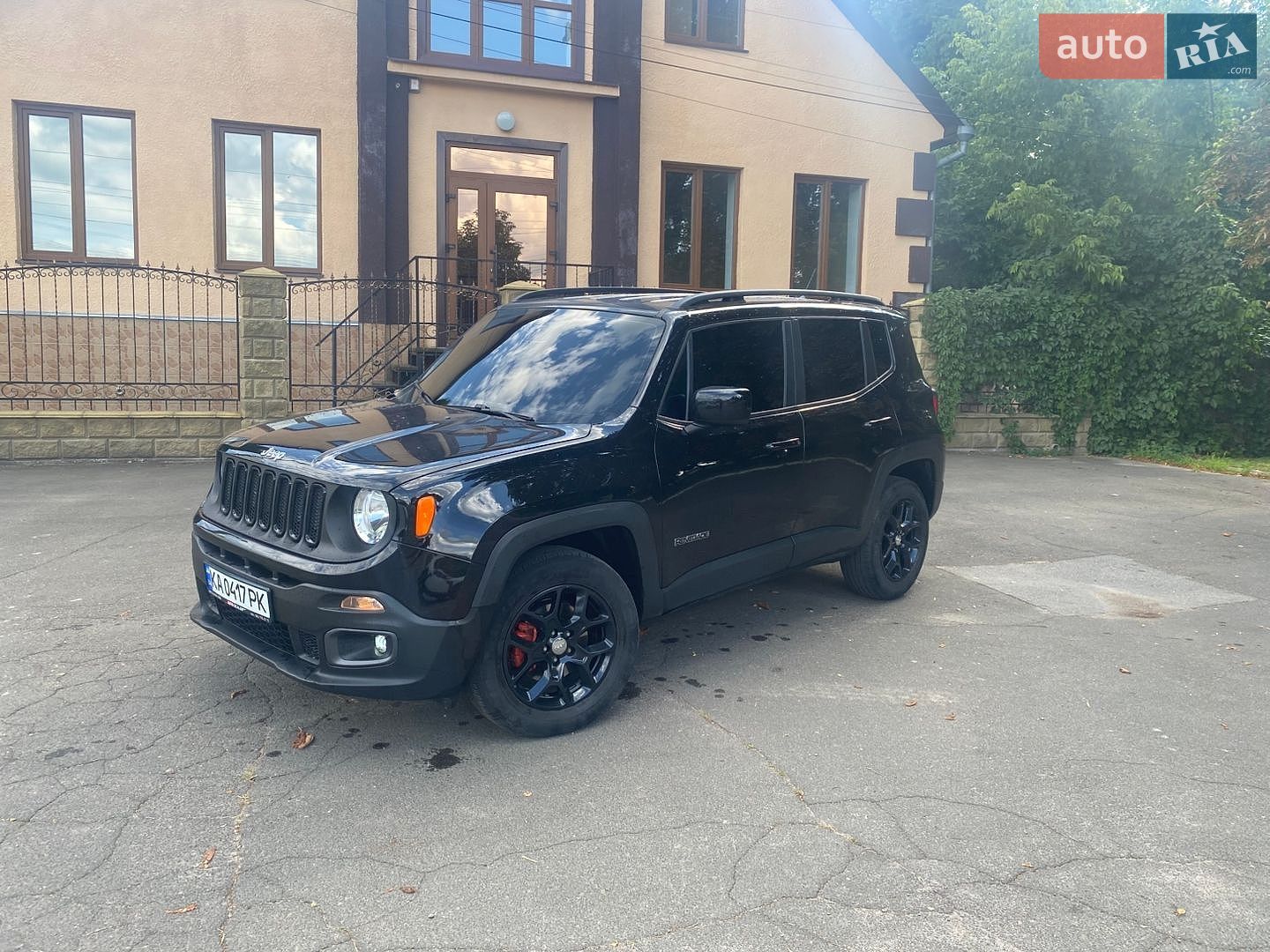 Jeep Renegade 2016 VIN ZACCJBBB9HPE92781 фото оголошення 2 з 13