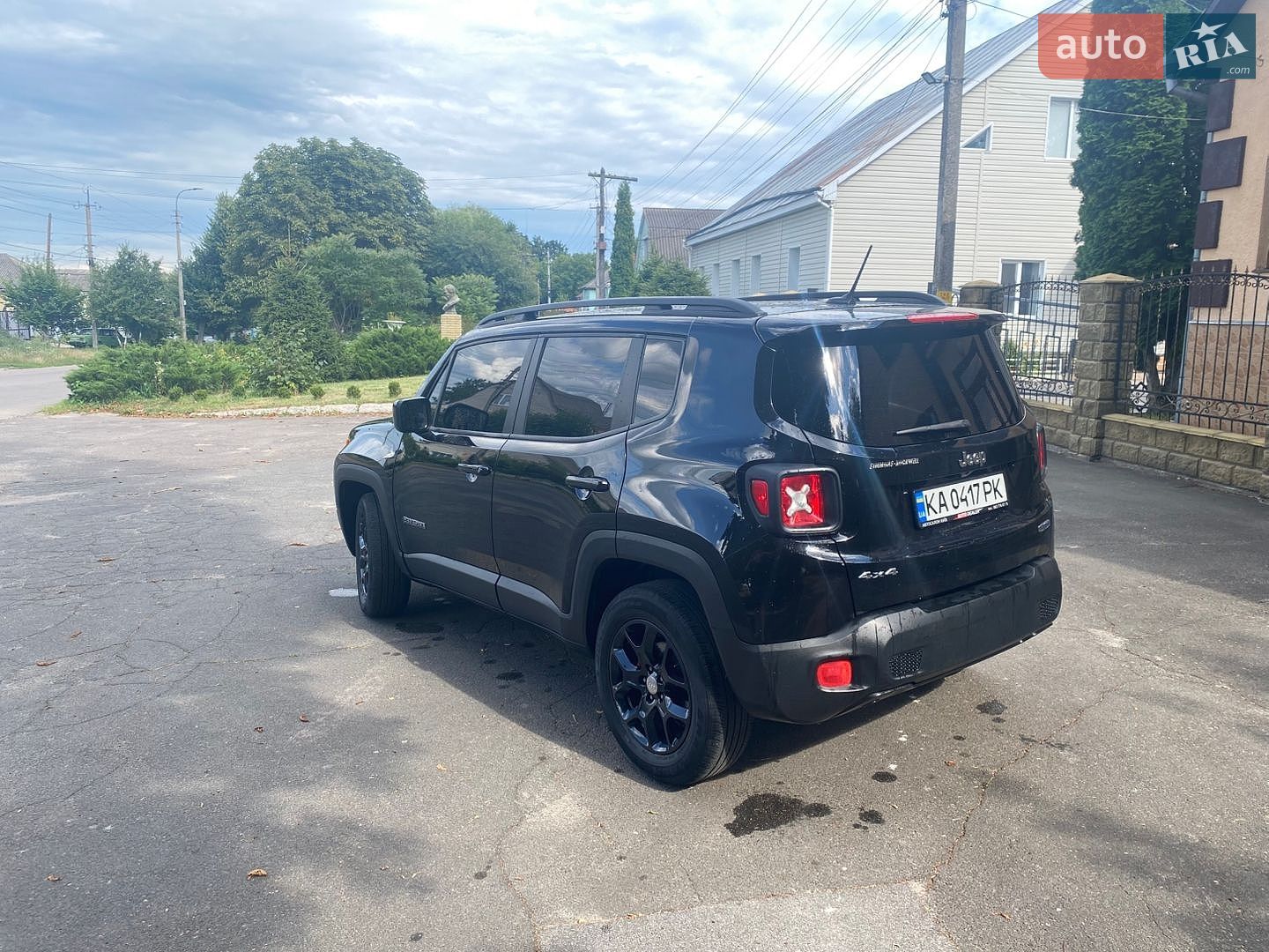 Jeep Renegade 2016 VIN ZACCJBBB9HPE92781 фото оголошення 4 з 13