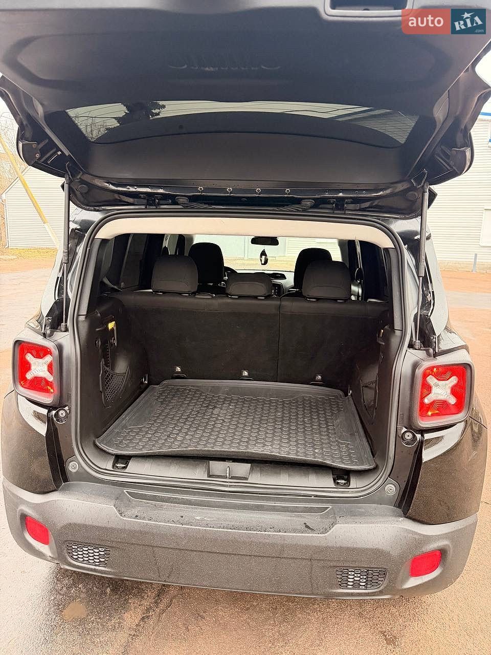 Jeep Renegade 2016 VIN ZACCJBBB9HPE92781 фото оголошення 13 з 13