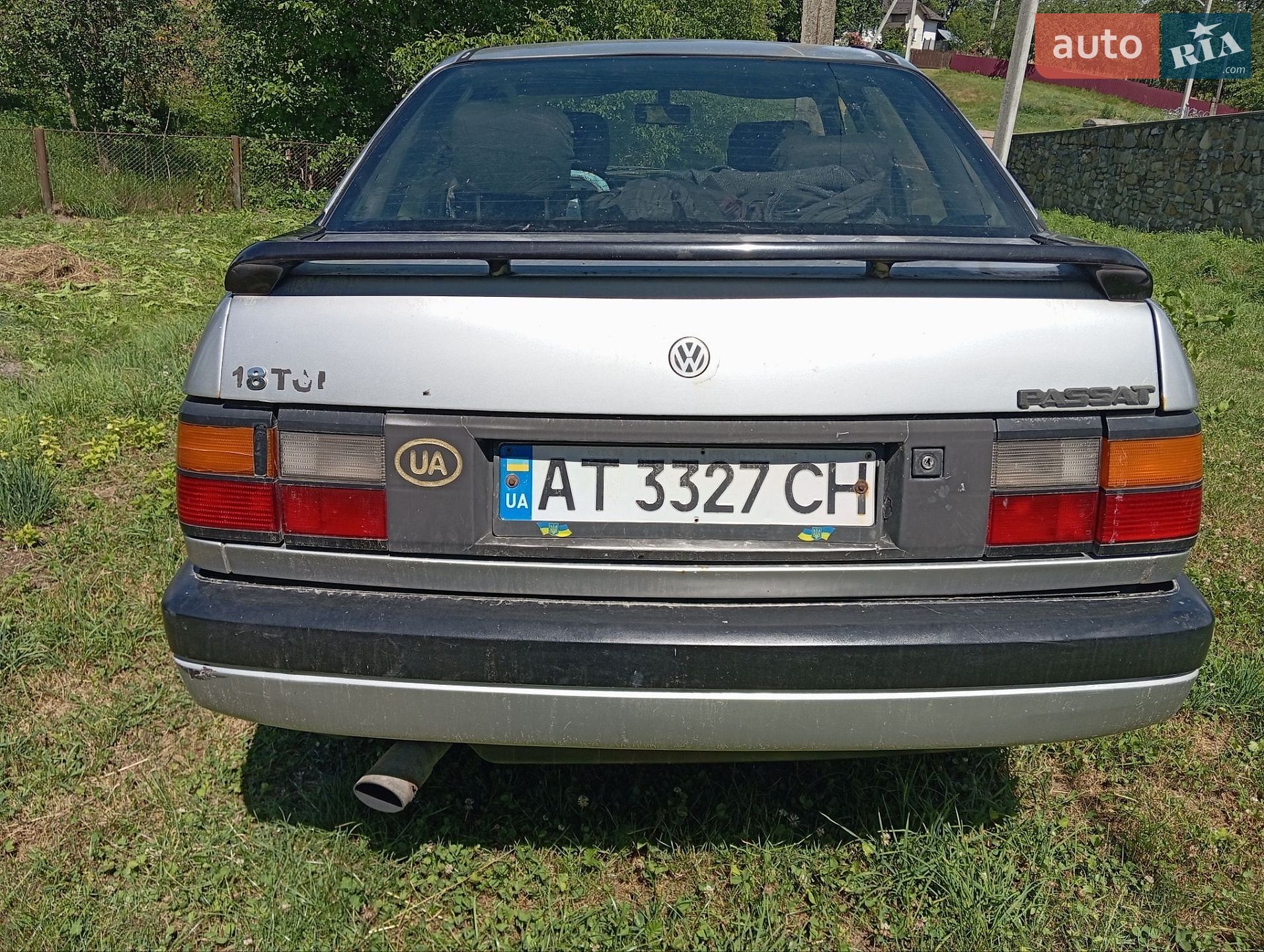 Volkswagen Passat 1989 VIN WVWZZZ31ZKB112216 фото оголошення 2 з 8