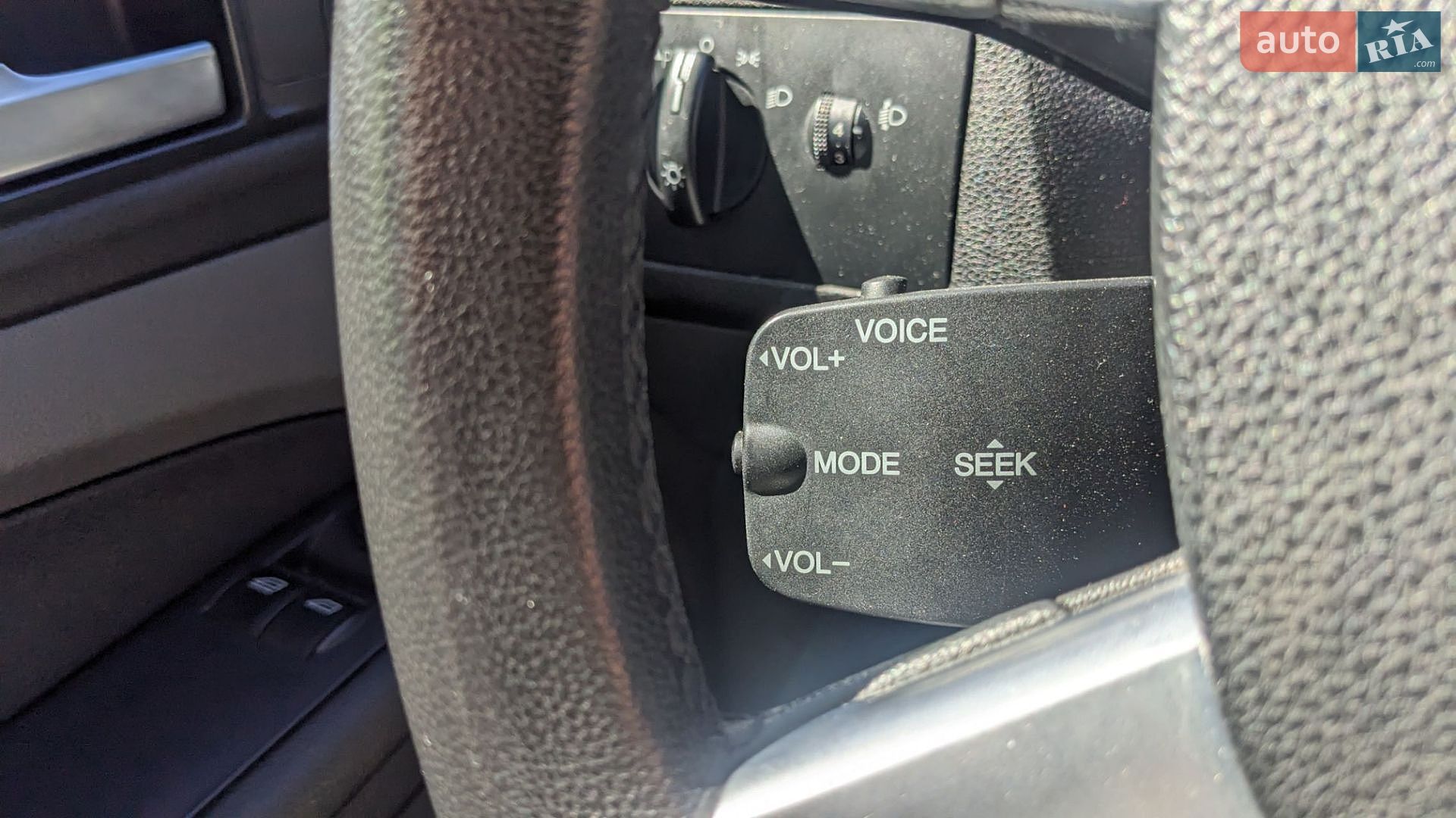 Ford Focus 2007 VIN WF0WXXGCDW7K10445 фото оголошення 3 з 10