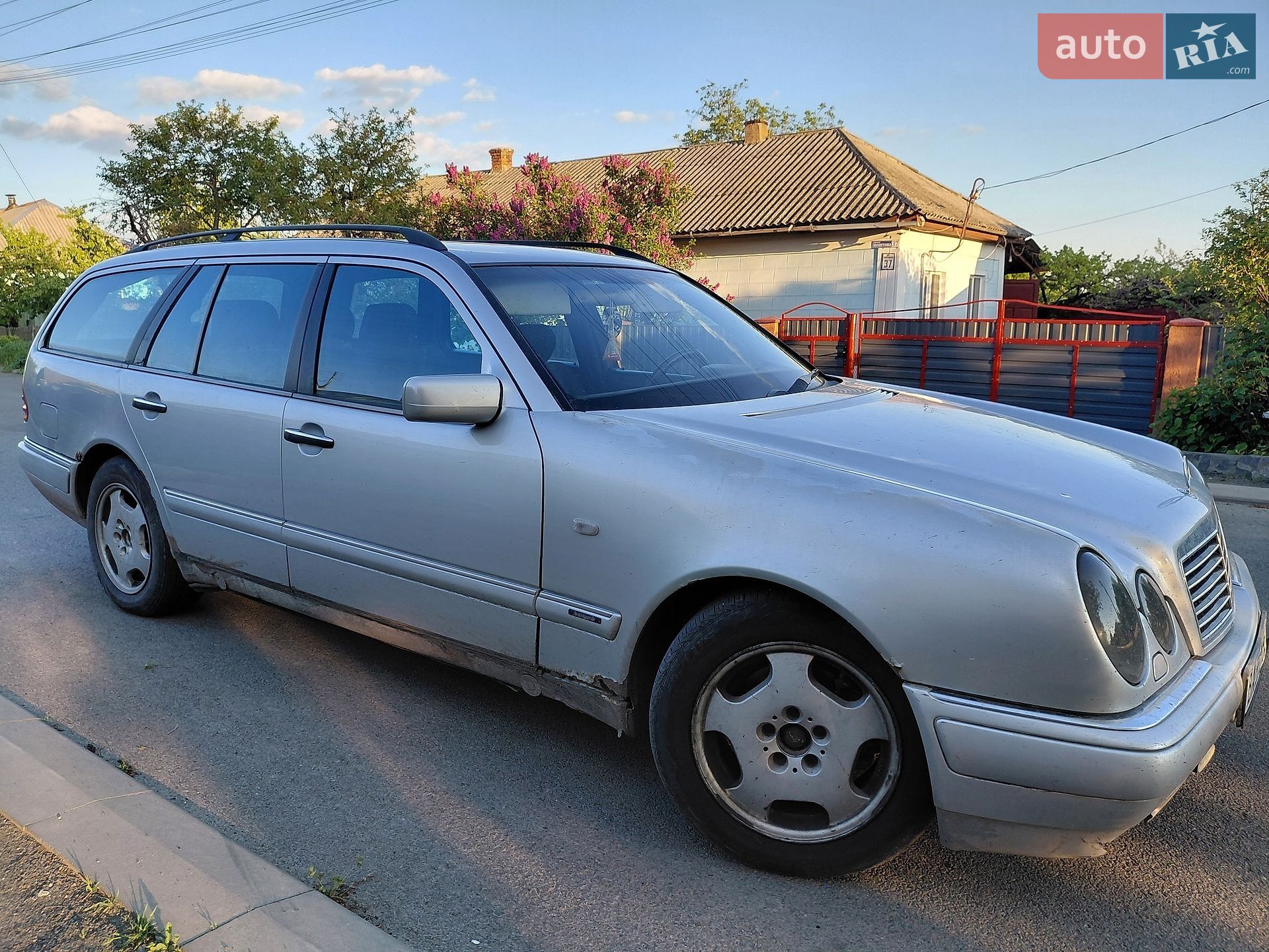 Mercedes-Benz E-Class 1997 VIN WDB2102251A527740 фото оголошення 4 з 8