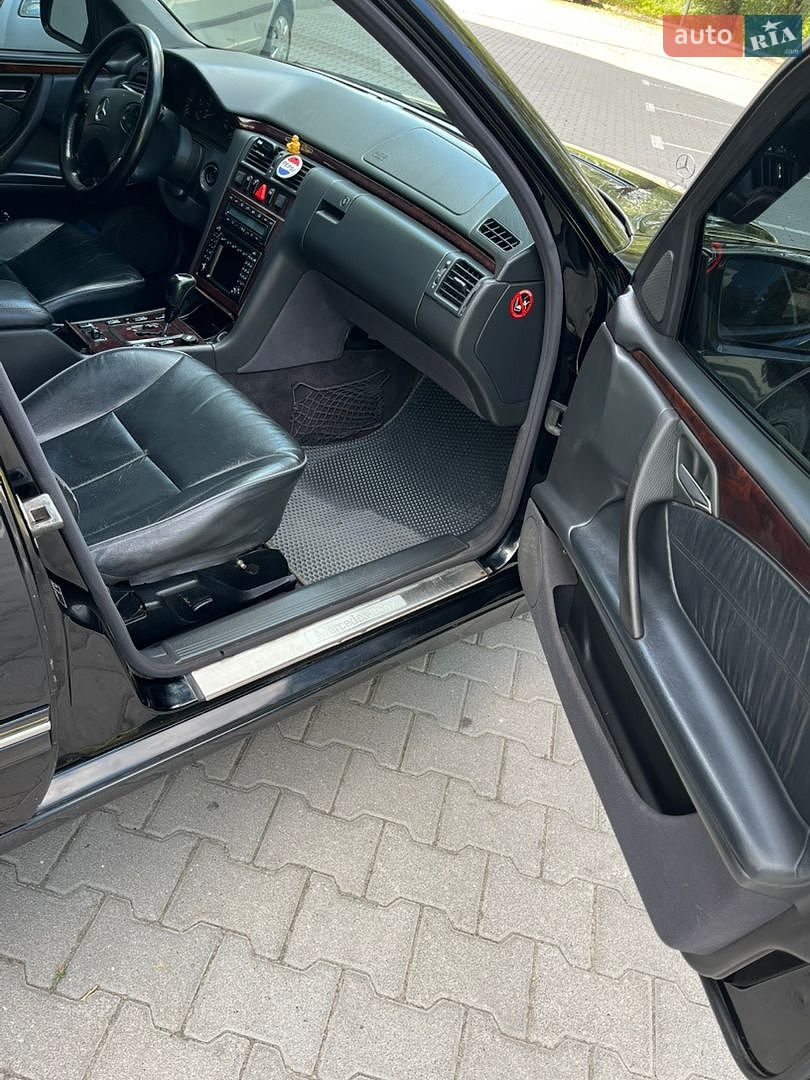 Mercedes-Benz E-Class 2001 VIN WDB2100481B340147 фото оголошення 11 з 12