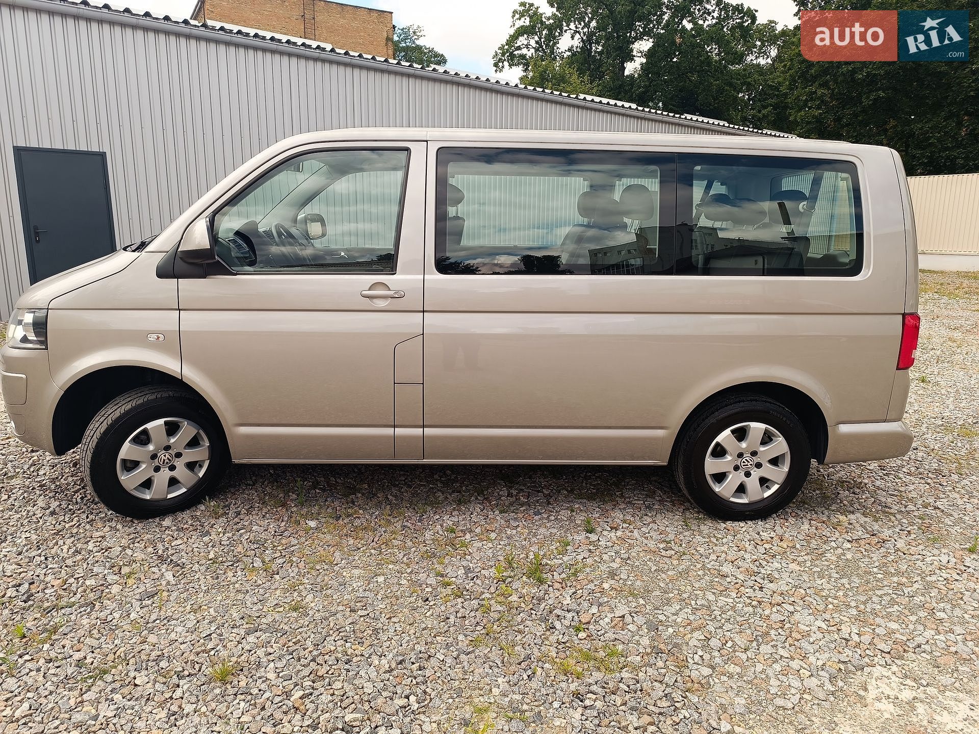 Volkswagen Caravelle 2012 VIN WV2ZZZ7HZCH134292 фото оголошення 2 з 16