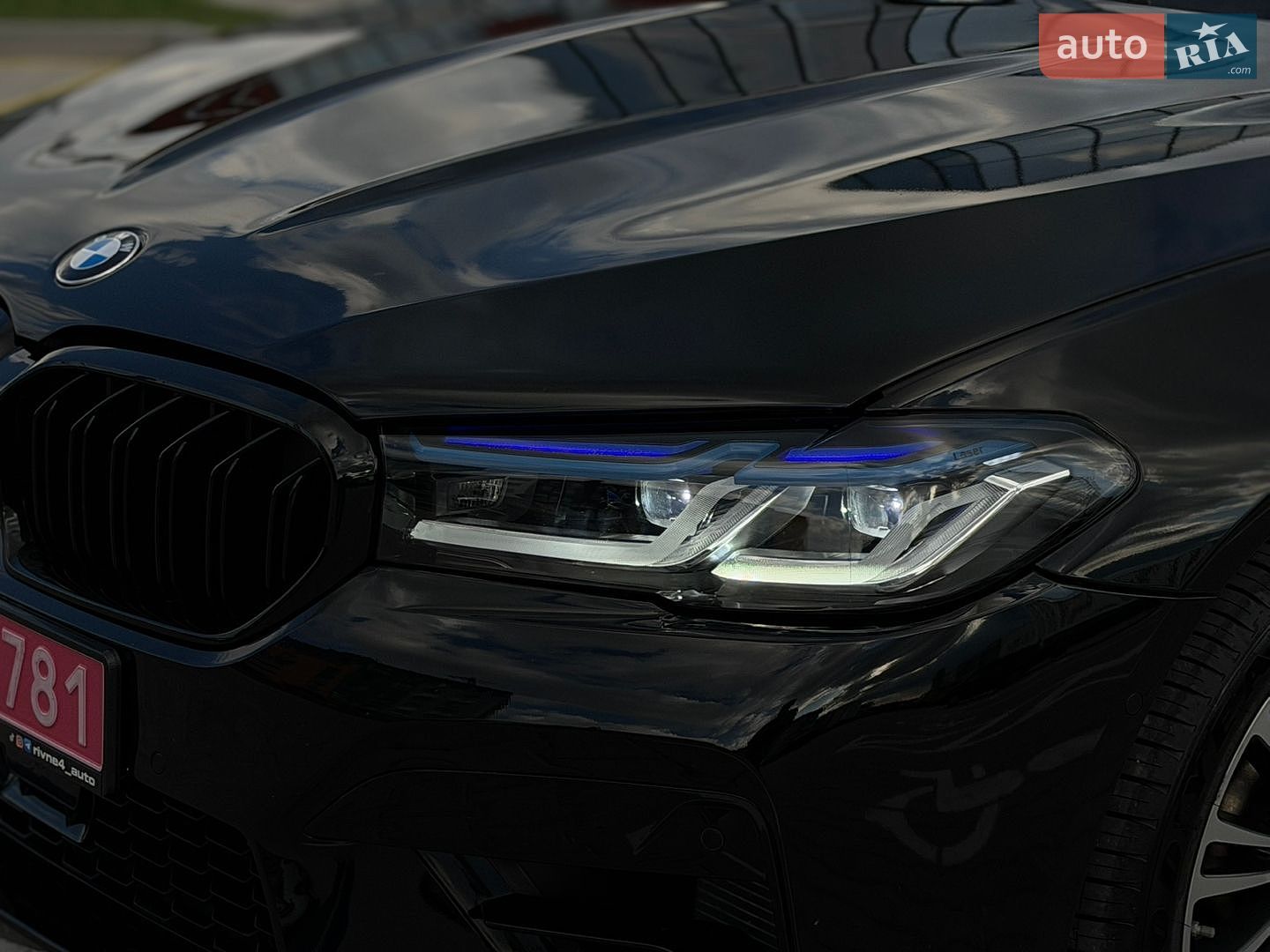 BMW 5 Series 2017 VIN WBAJA7C37HG907215 фото оголошення 10 з 40