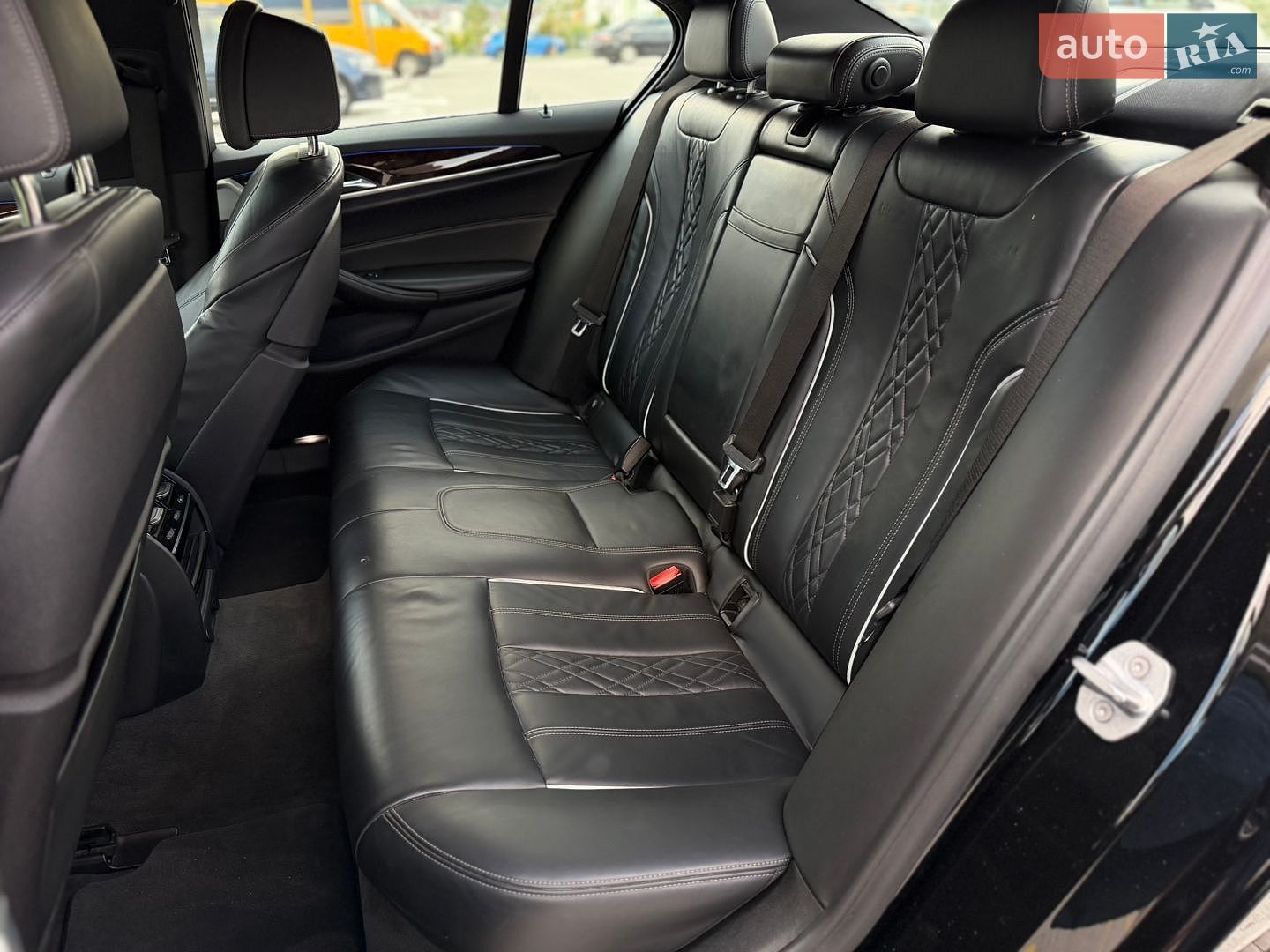 BMW 5 Series 2017 VIN WBAJA7C37HG907215 фото оголошення 26 з 40