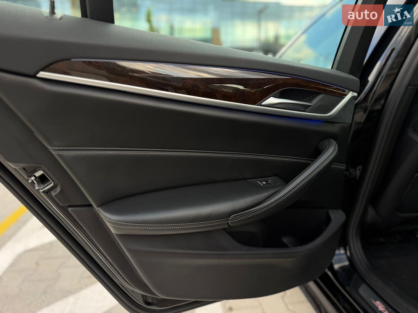 BMW 5 Series 2017 VIN WBAJA7C37HG907215 фото оголошення 22 з 36