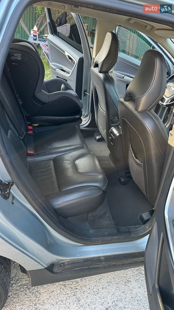 Volvo Xc60 2012 VIN YV4902DZ8C2335430 фото оголошення 11 з 15