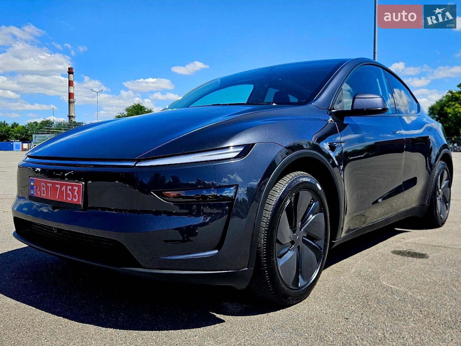 Tesla Model Y 2025 VIN 7SAYGDEE8TA459793 фото оголошення 2 з 34