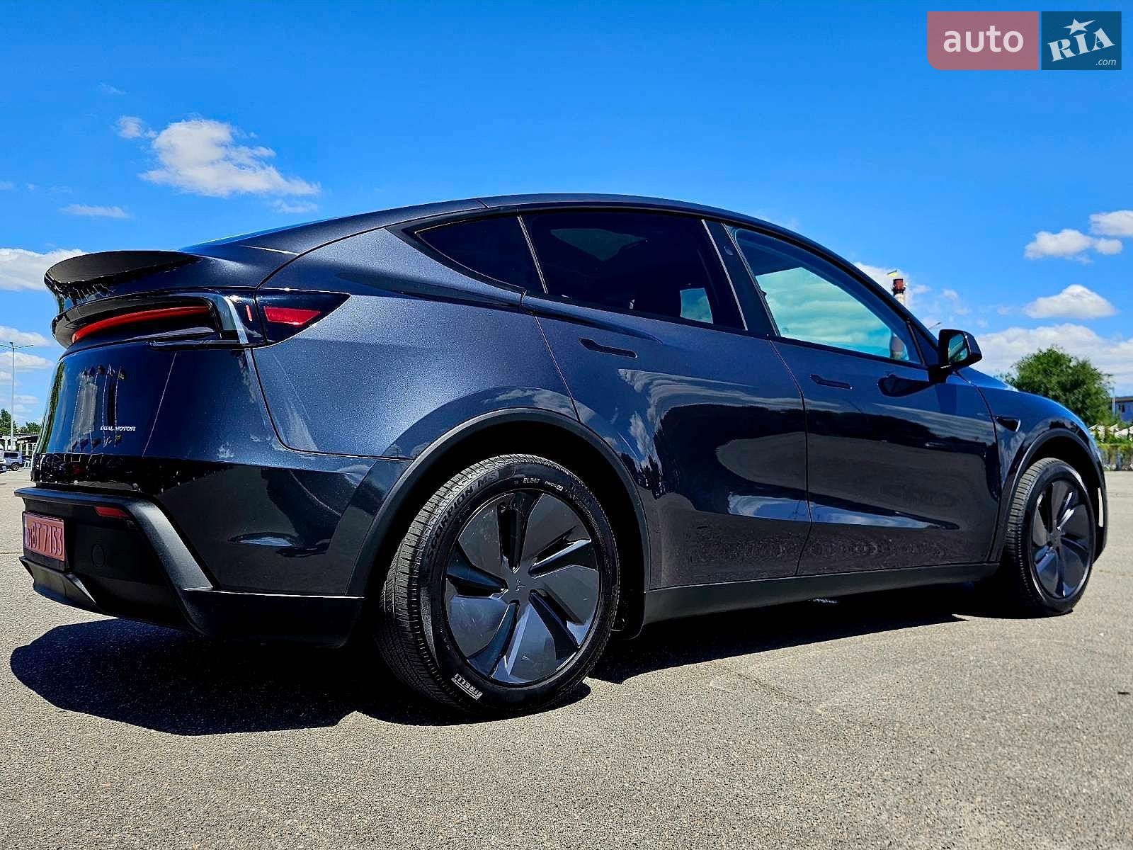 Tesla Model Y 2025 VIN 7SAYGDEE8TA459793 фото оголошення 12 з 34