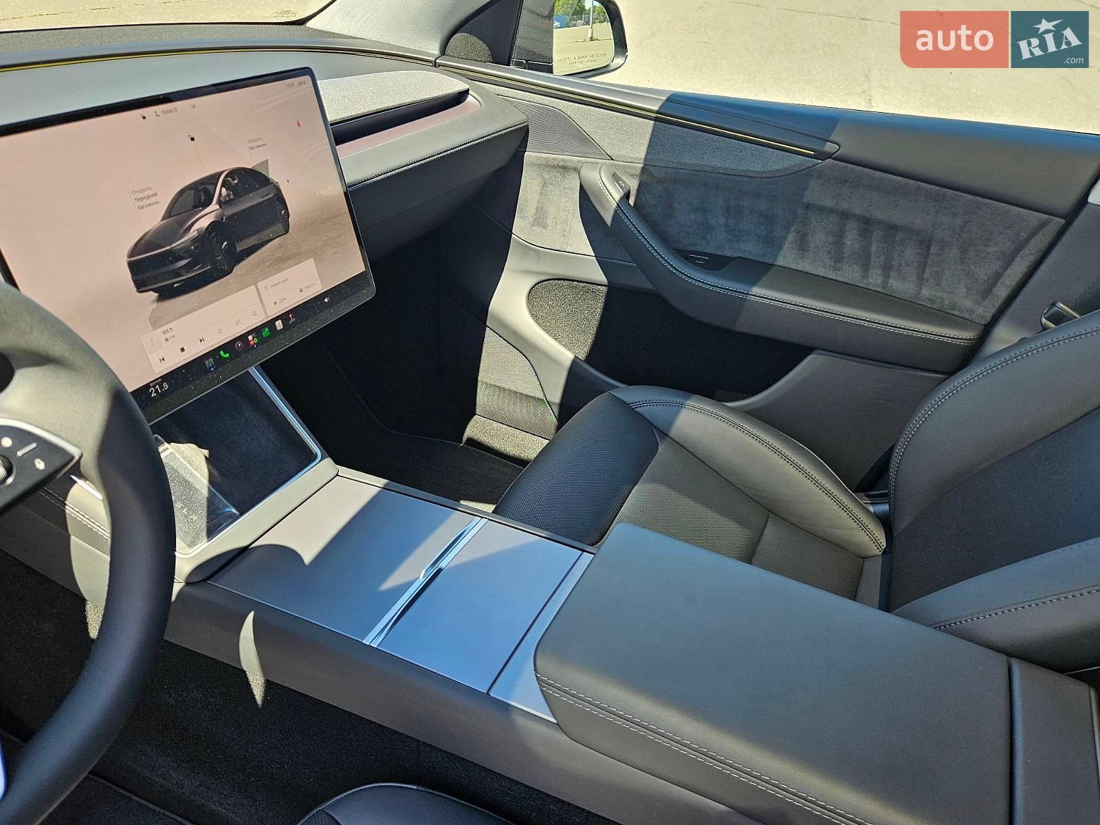 Tesla Model Y 2025 VIN 7SAYGDEE8TA459793 фото оголошення 20 з 34