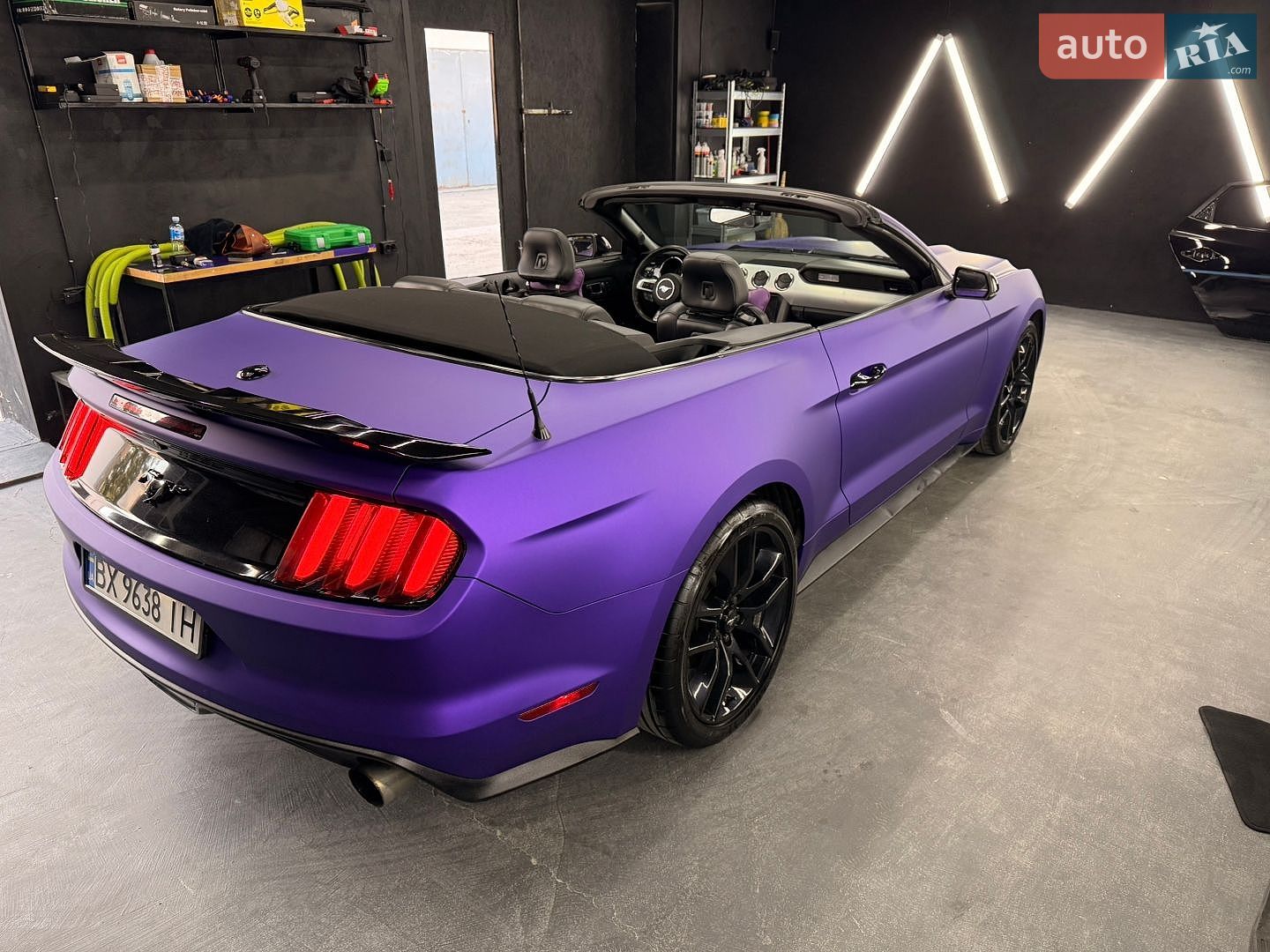 Ford Mustang 2015 VIN 1FATP8UH1F5405275 фото оголошення 4 з 36