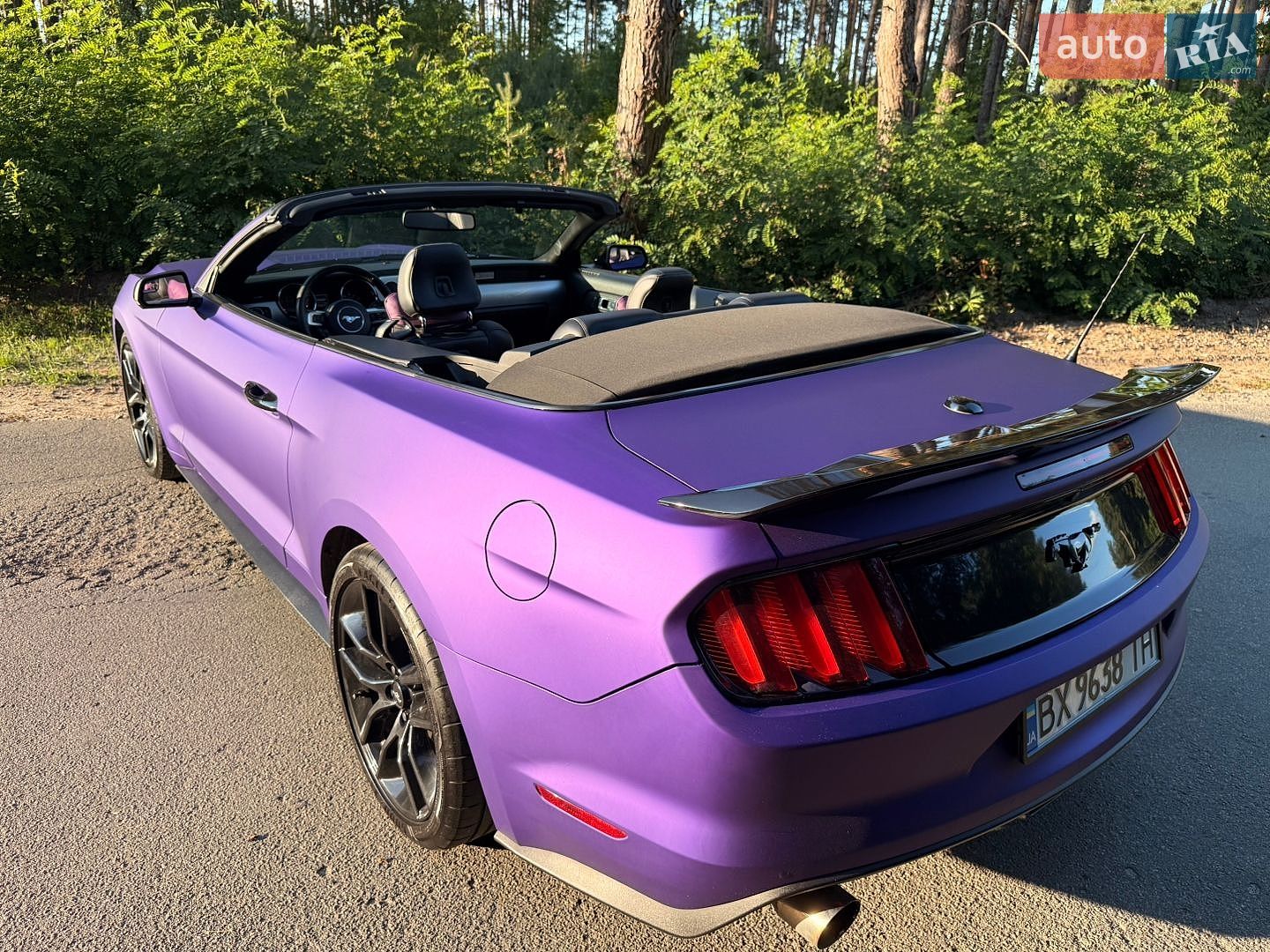 Ford Mustang 2015 VIN 1FATP8UH1F5405275 фото оголошення 28 з 36