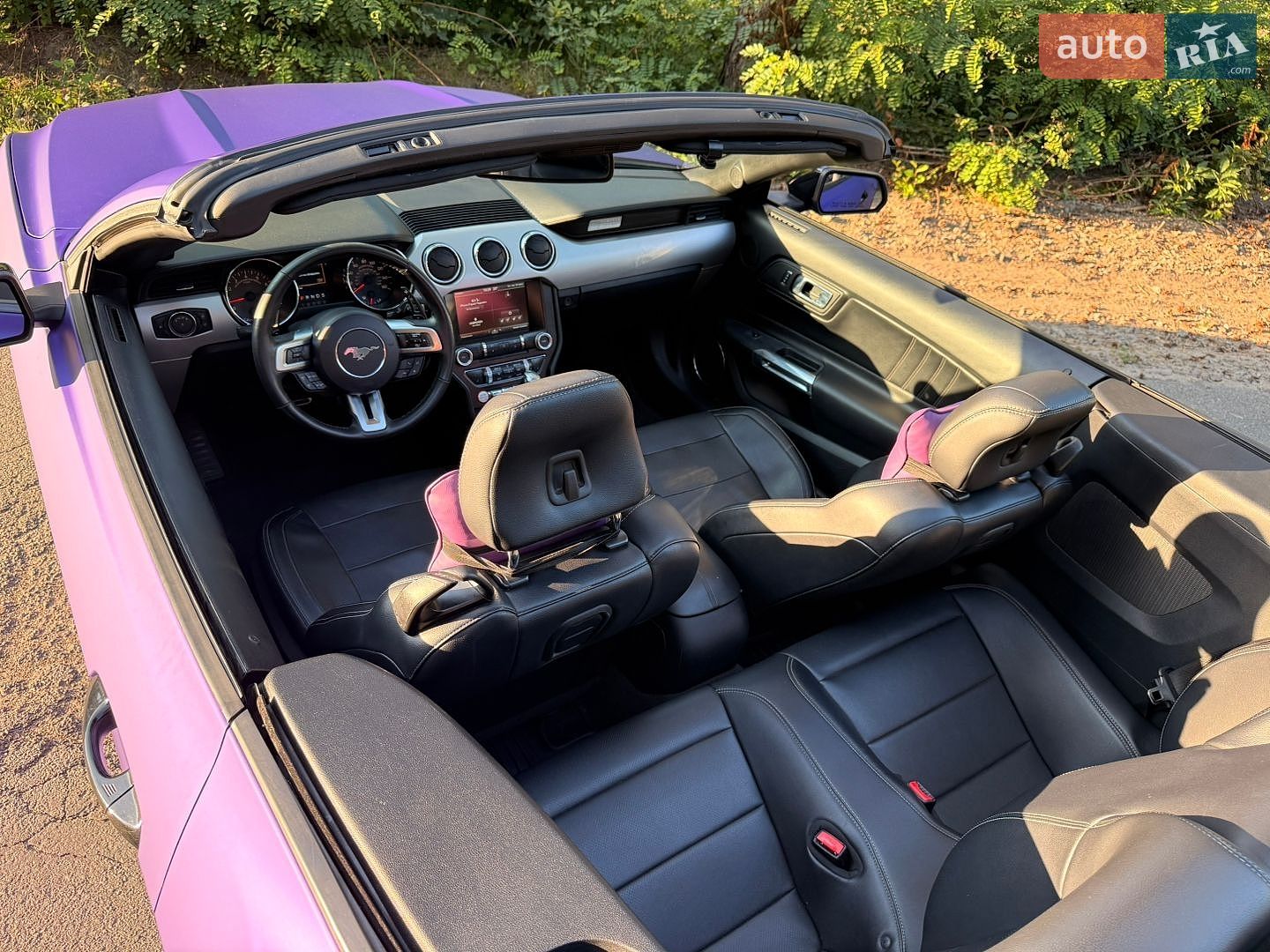 Ford Mustang 2015 VIN 1FATP8UH1F5405275 фото оголошення 30 з 36