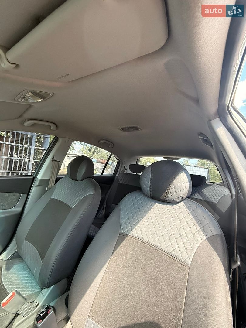 KIA RIO 2008 VIN Y6LDE24128L003679 фото оголошення 8 з 20