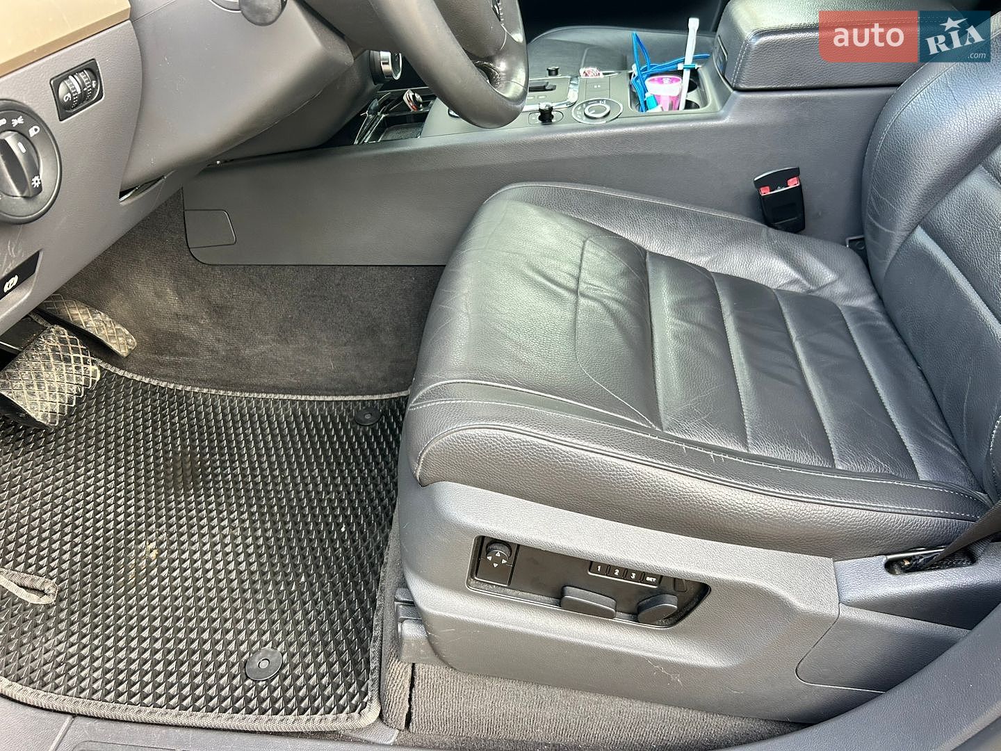 Volkswagen Touareg 2009 VIN WVGZZZ7LZ9D033904 фото оголошення 12 з 35