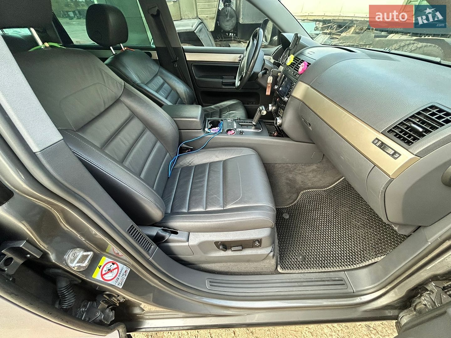 Volkswagen Touareg 2009 VIN WVGZZZ7LZ9D033904 фото оголошення 25 з 35