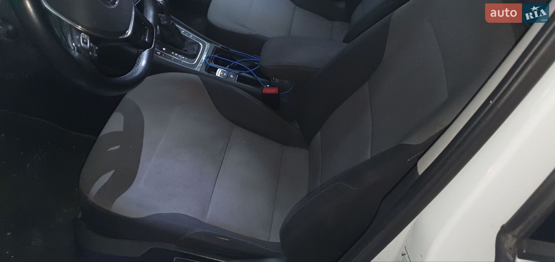 Volkswagen e-Golf 2014 VIN WVWZZZAUZFW901393 фото оголошення 15 з 18