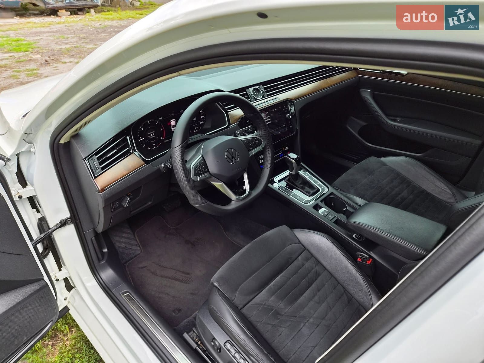 Volkswagen Passat 2017 VIN WVWZZZ3CZJE006947 фото оголошення 18 з 29