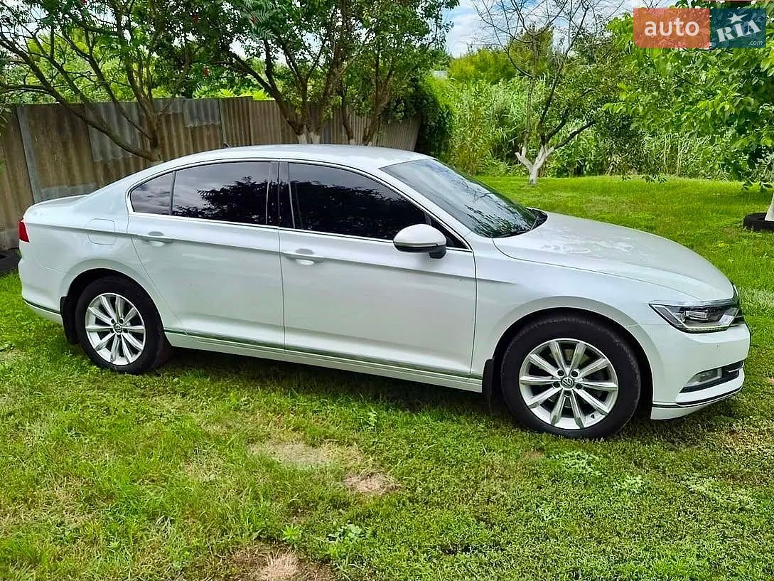 Volkswagen Passat 2017 VIN WVWZZZ3CZJE006947 фото оголошення 7 з 29