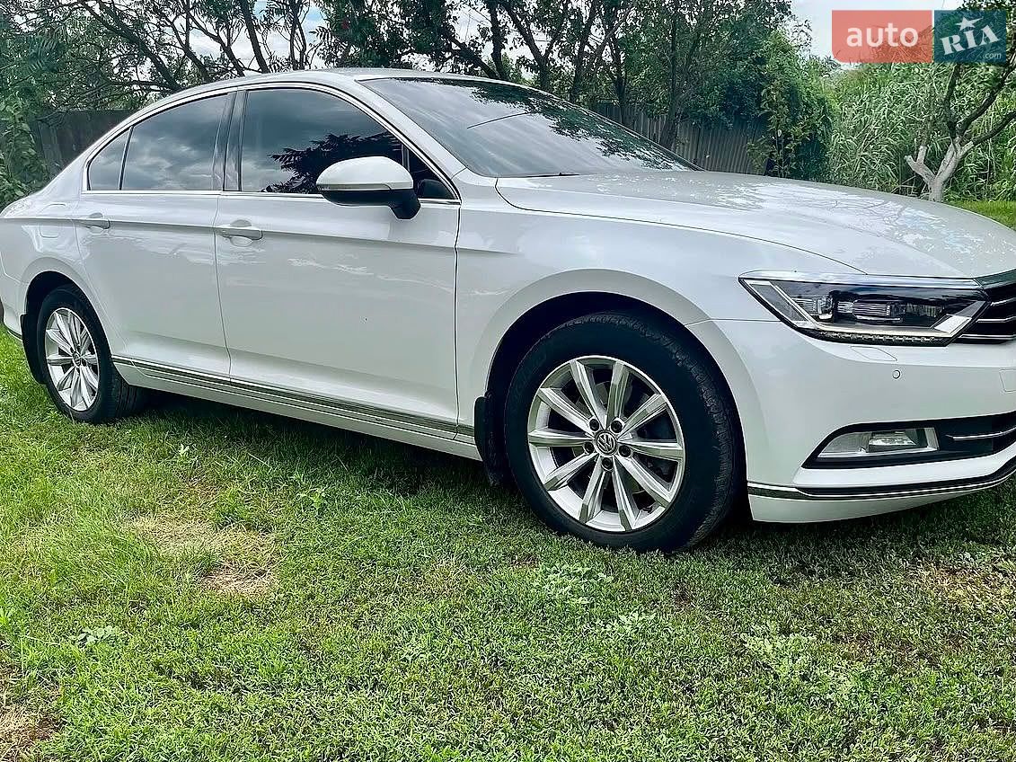 Volkswagen Passat 2017 VIN WVWZZZ3CZJE006947 фото оголошення 8 з 29