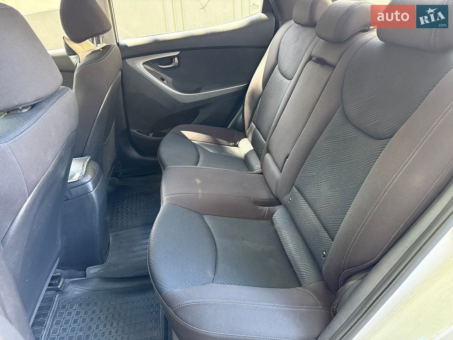 Hyundai Elantra 2013 VIN KMHDH41CADU941253 фото оголошення 6 з 26