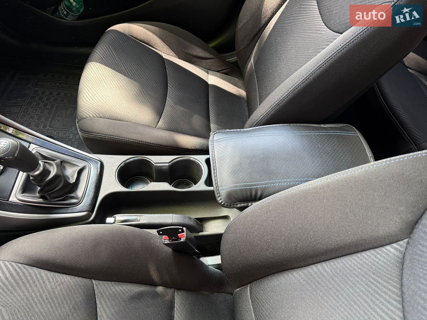 Hyundai Elantra 2013 VIN KMHDH41CADU941253 фото оголошення 8 з 26