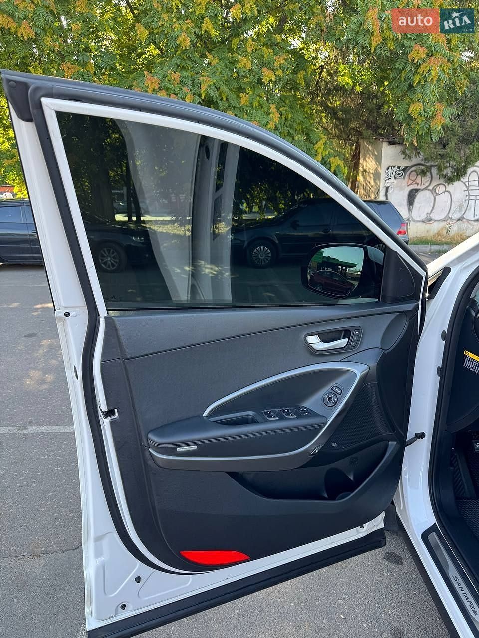 Hyundai Santa FE 2015 VIN KMHSW81UBGU534647 фото оголошення 7 з 23