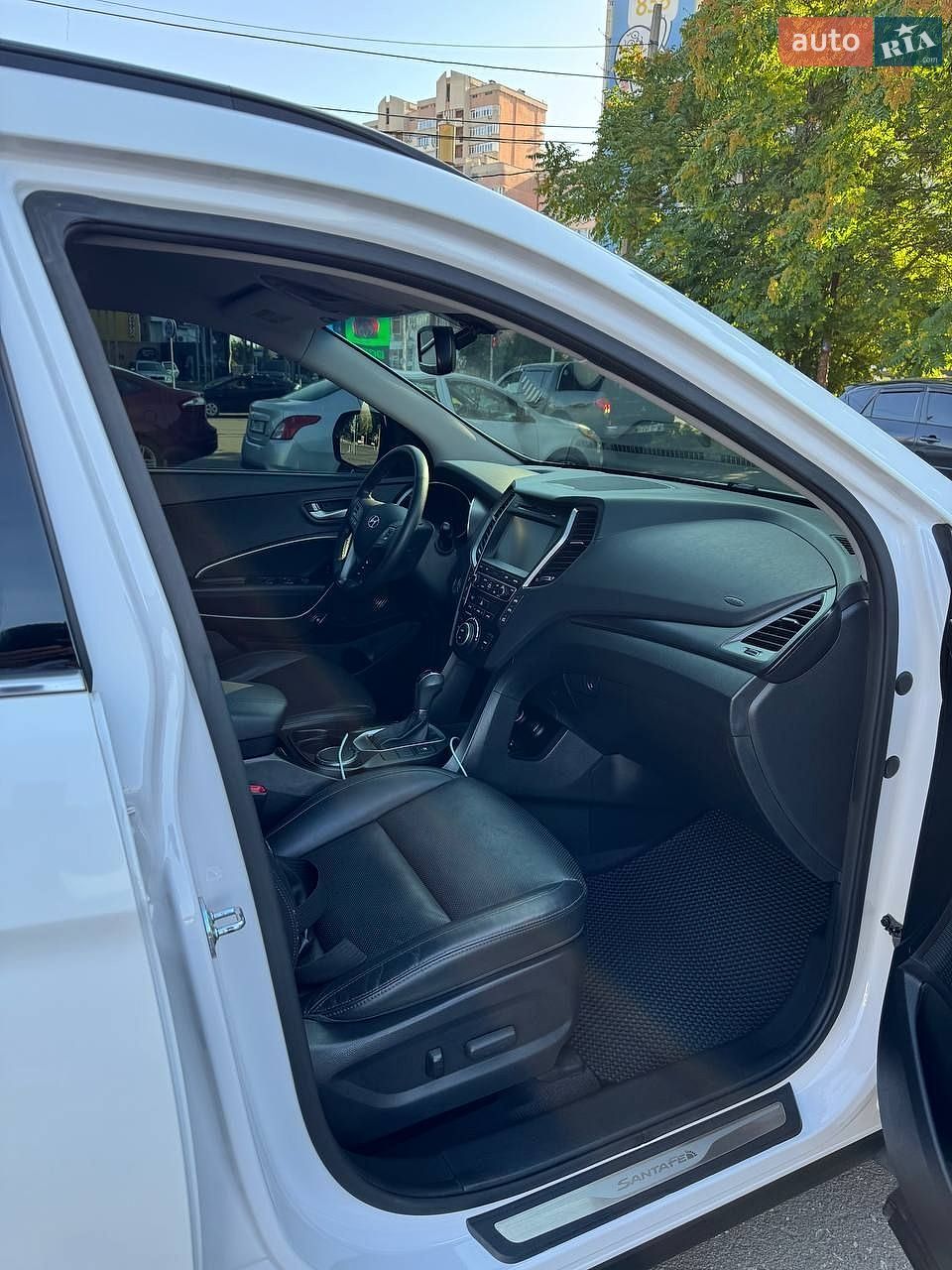 Hyundai Santa FE 2015 VIN KMHSW81UBGU534647 фото оголошення 18 з 23