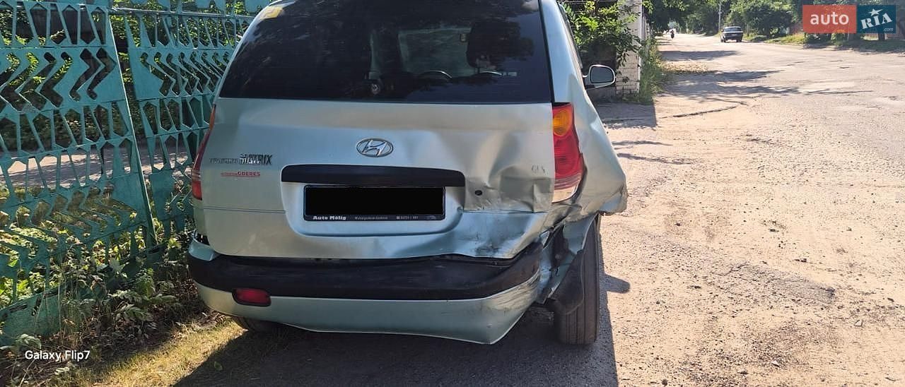 Hyundai Matrix 2004 VIN KMHPN81CP4U130116 фото оголошення 3 з 5