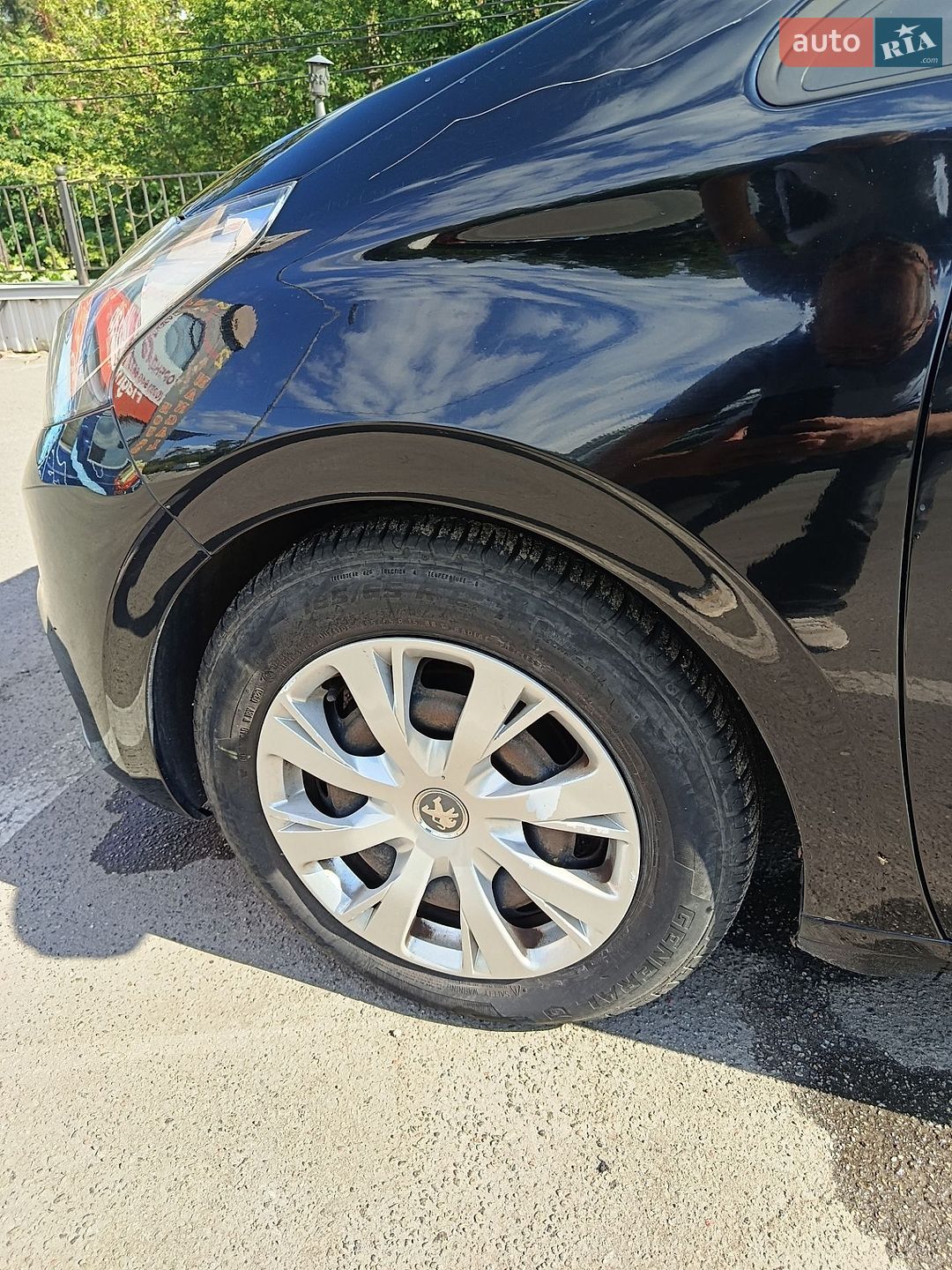 Peugeot 208 2017 VIN VF3CCHMZ0HT006985 фото оголошення 6 з 27