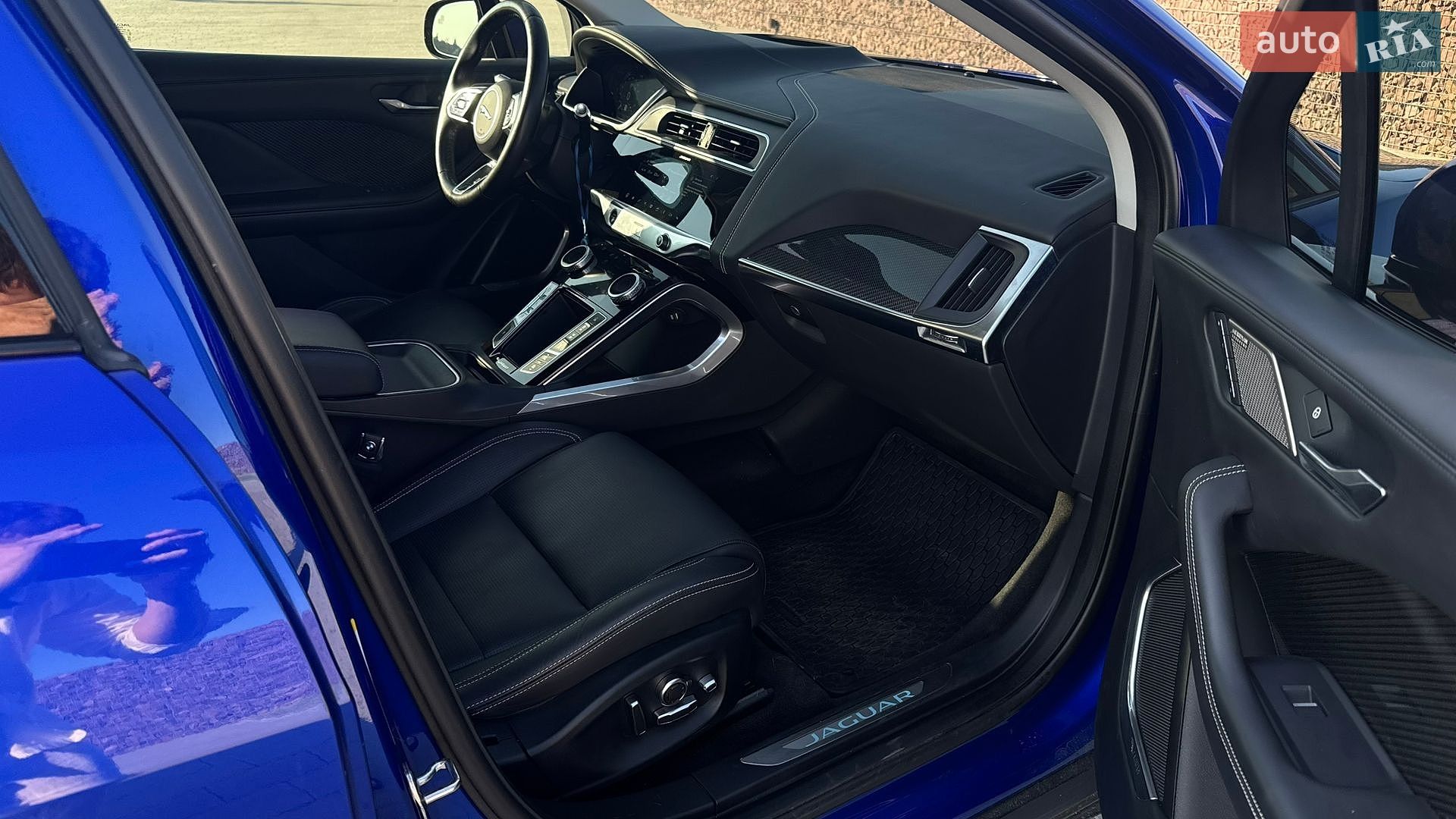 Jaguar I-Pace 2019 VIN SADHD2S14L1F82862 фото оголошення 25 з 45