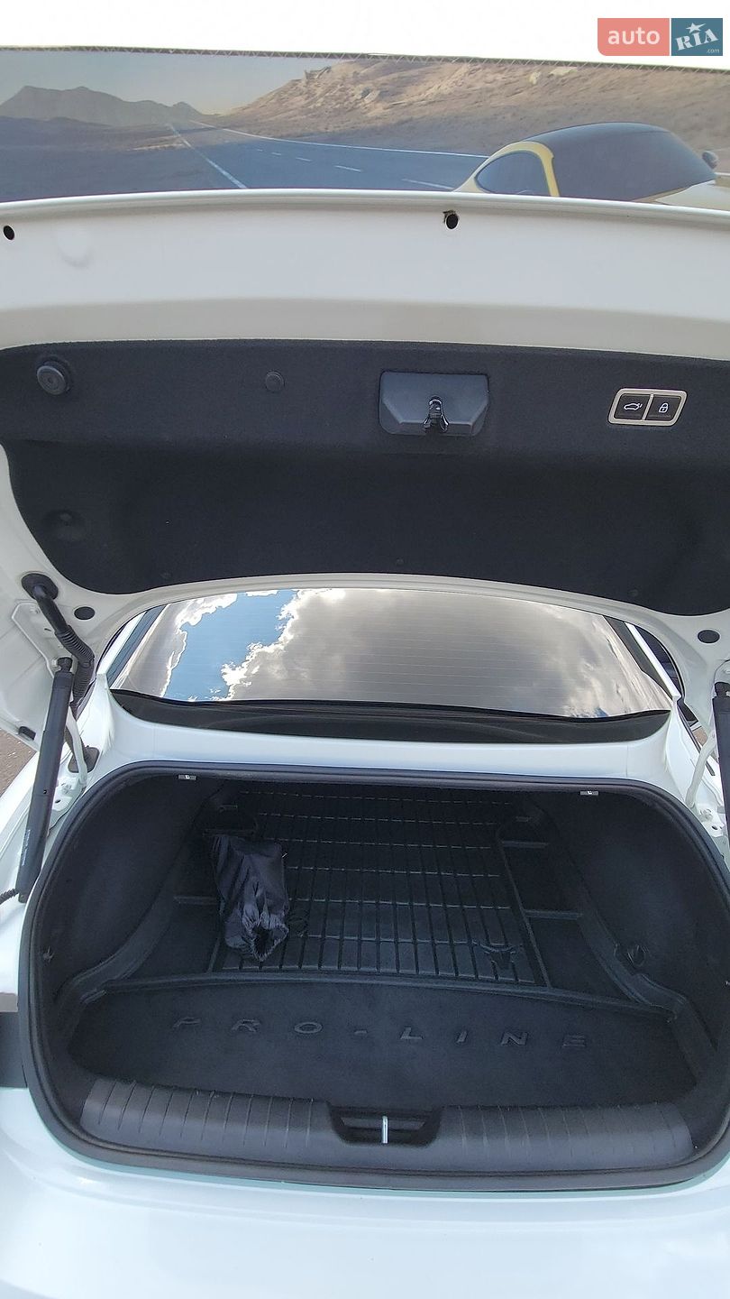 Hyundai Ioniq 6 2023 VIN KMHM34AA1PA034729 фото оголошення 16 з 36