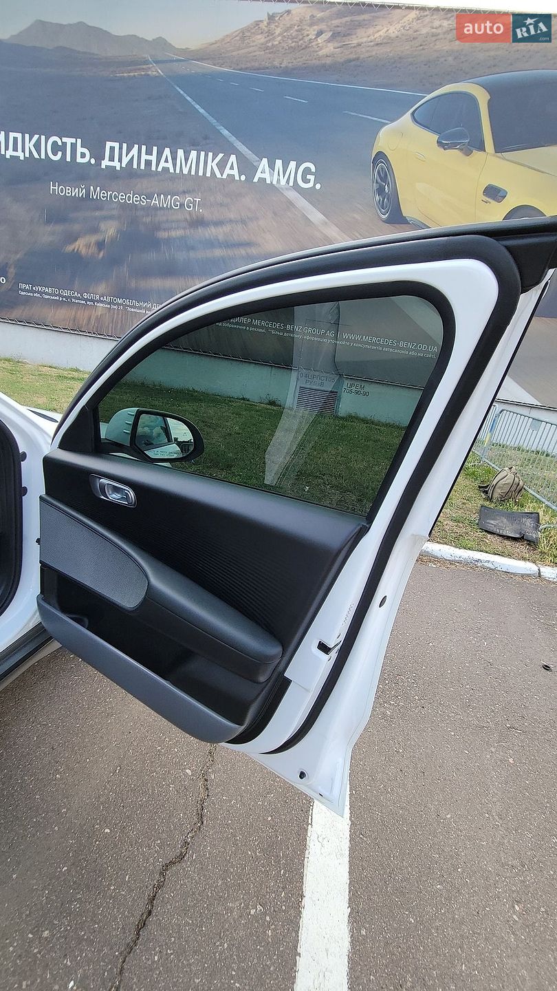Hyundai Ioniq 6 2023 VIN KMHM34AA1PA034729 фото оголошення 15 з 36