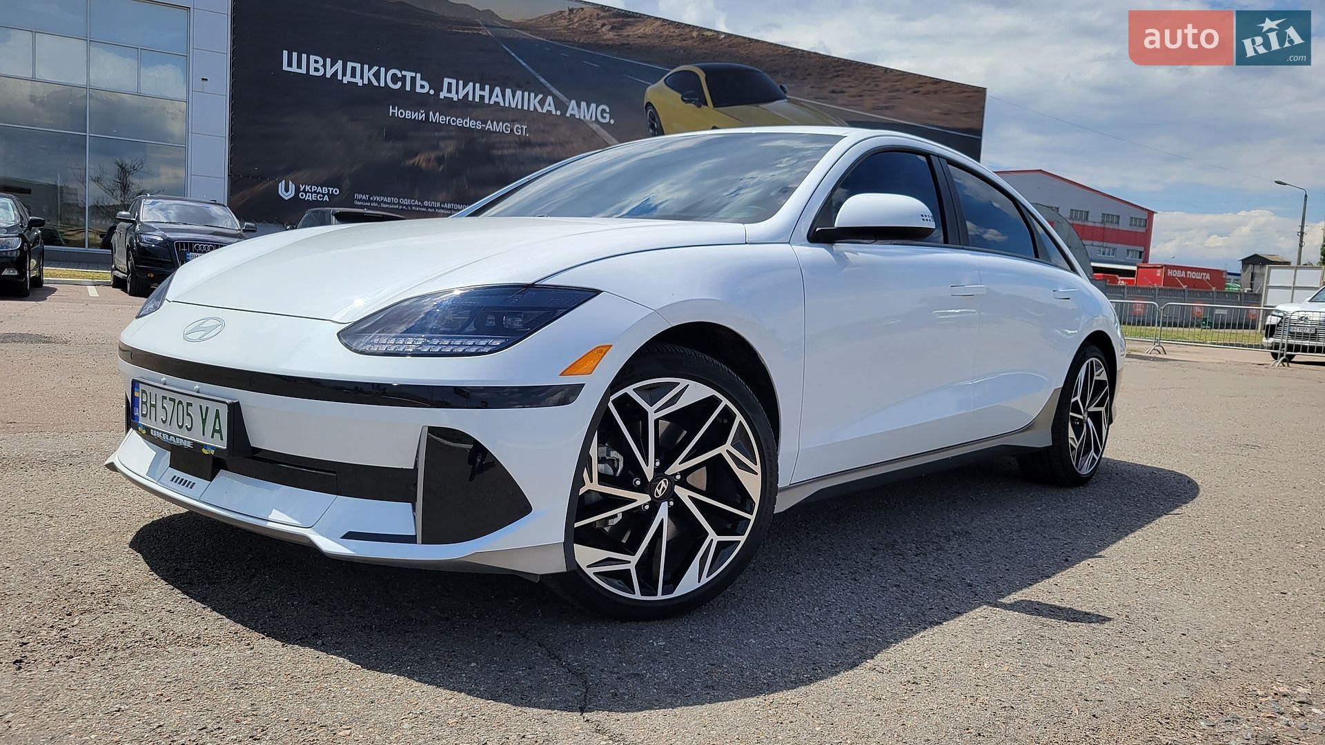 Hyundai Ioniq 6 2023 VIN KMHM34AA1PA034729 фото оголошення 34 з 36